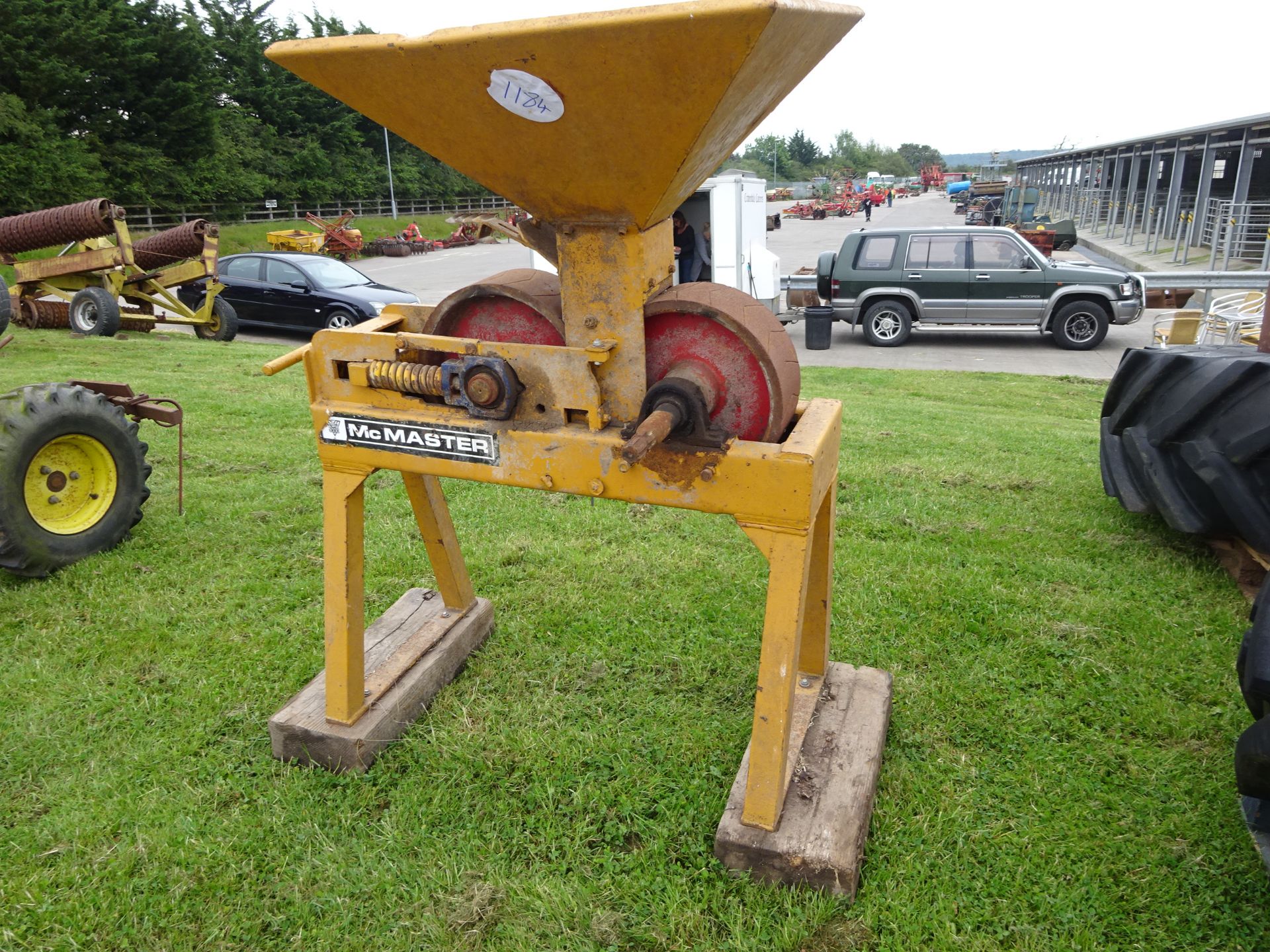 MC MASTER PTO ROLLER MILL C/W PTO SHAFT