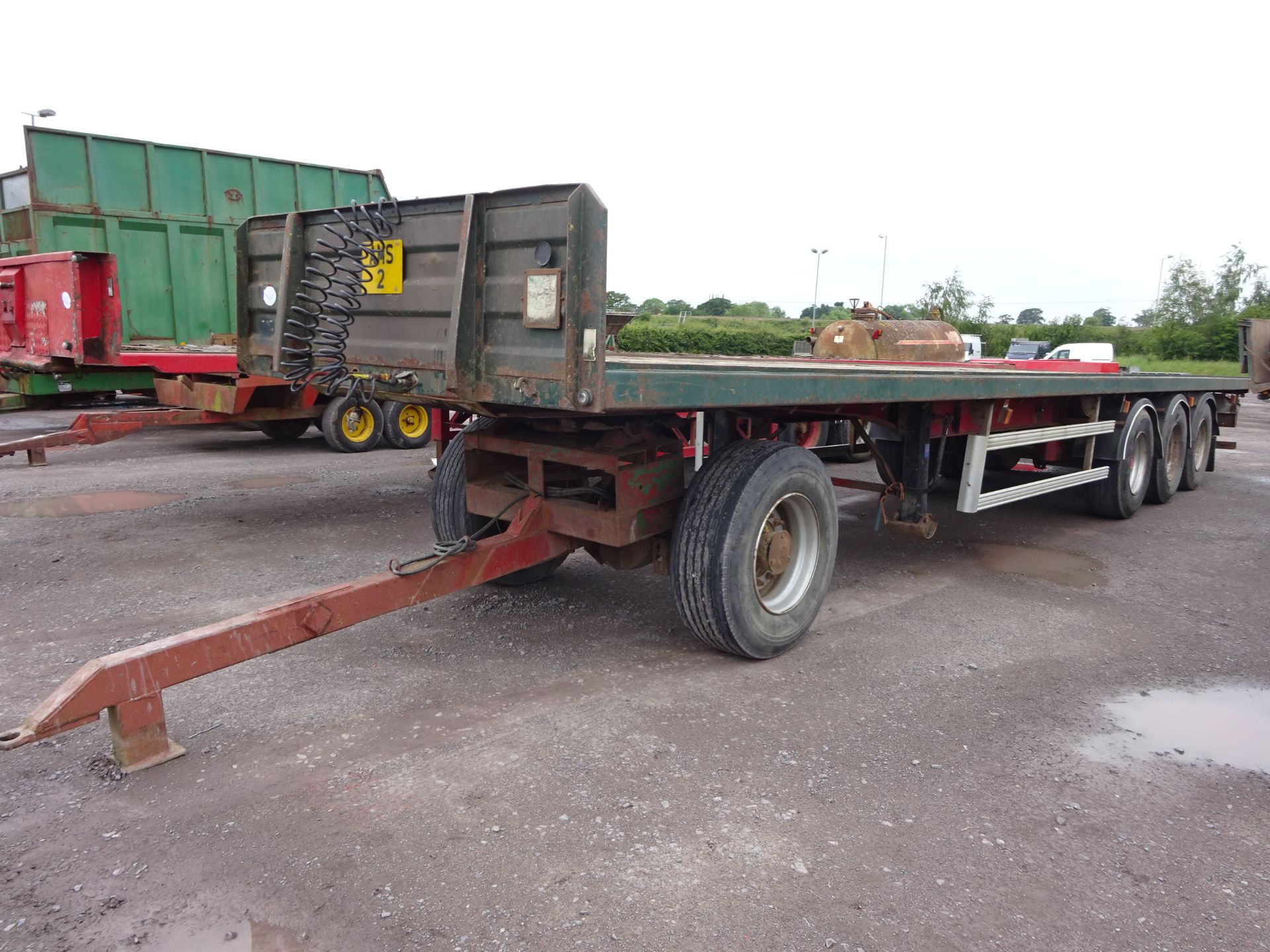 40FT TRAILER C/W DOLLY