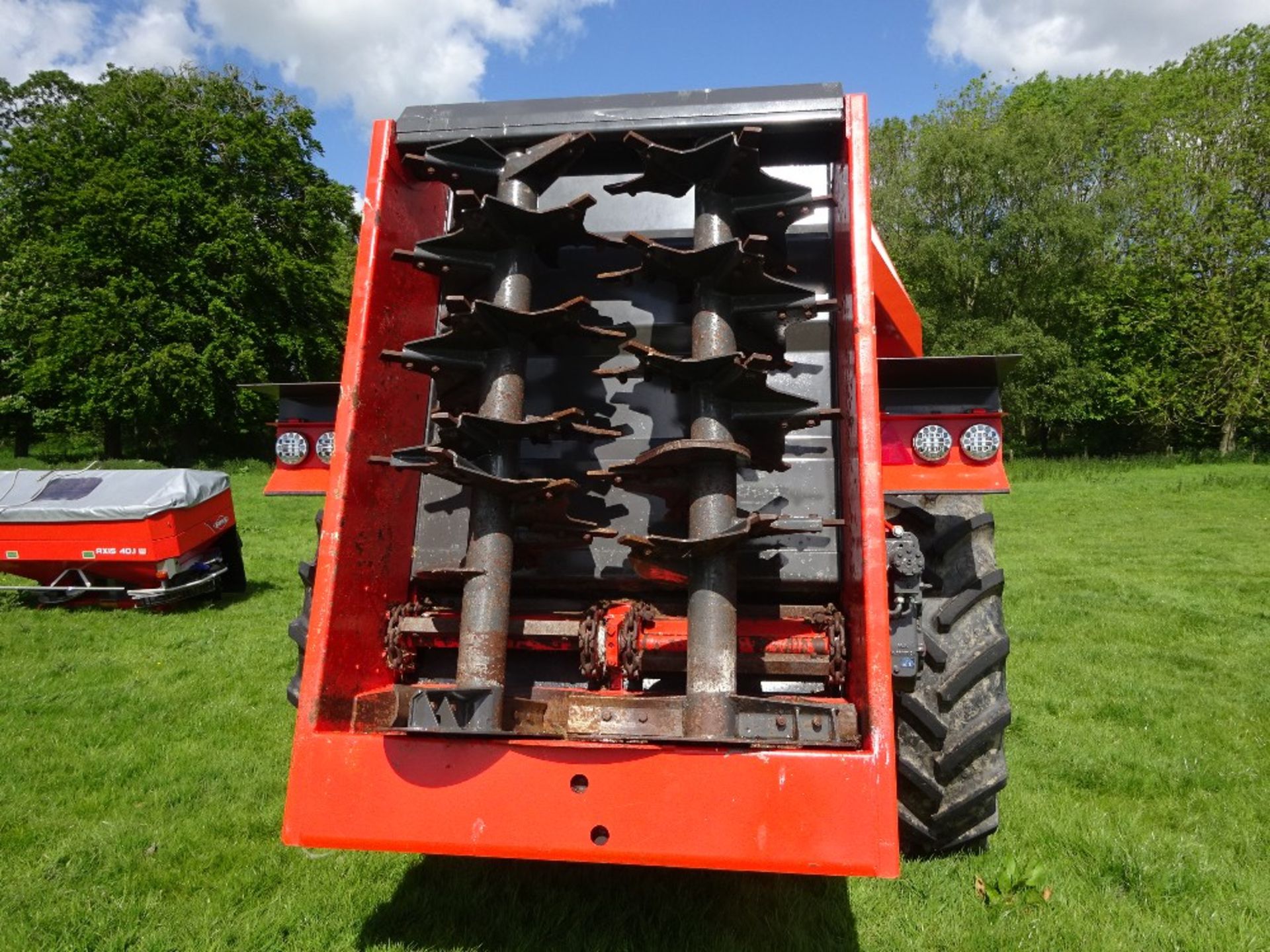 2017 K TWO DUO 900 MUCK SPREADER C/W SLURRY DOOR, WIDE-ANGLE PTO - Image 6 of 6