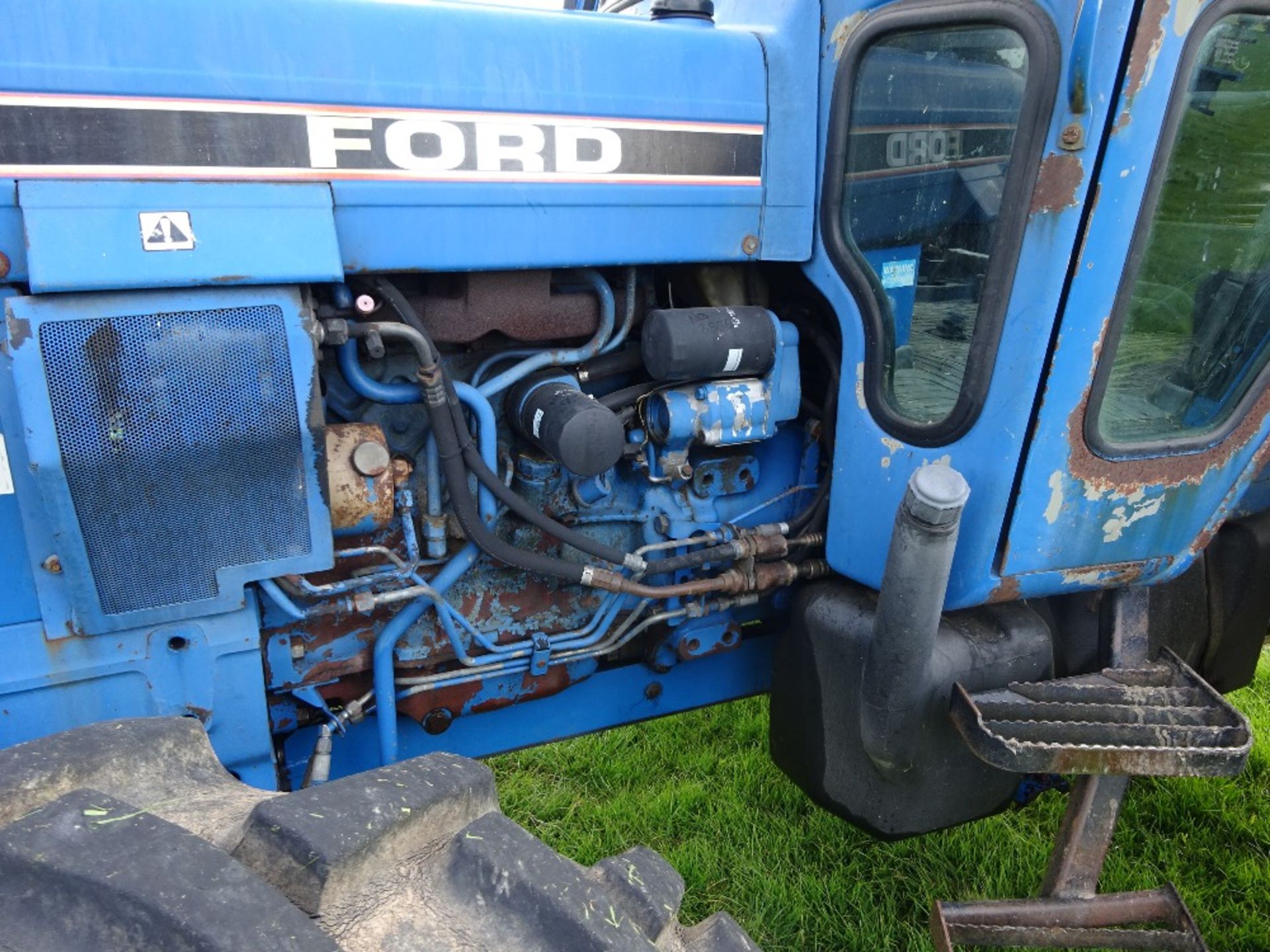 FORD 6810 4WD TRACTOR - Image 3 of 8