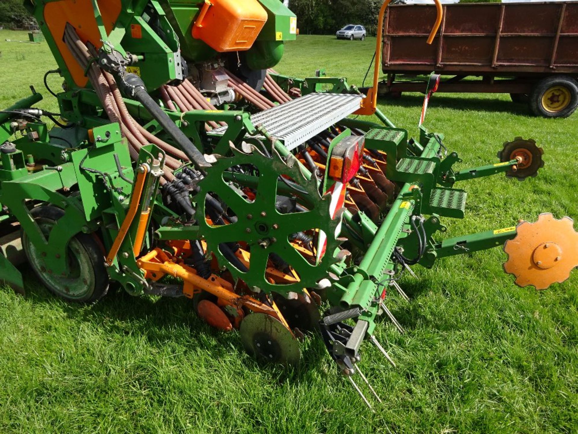 2008 AMAZONE COMBINATION DRILL AD-P 303 SPECIAL C/W PRE- EMERGENCE MARKERS - Image 3 of 5