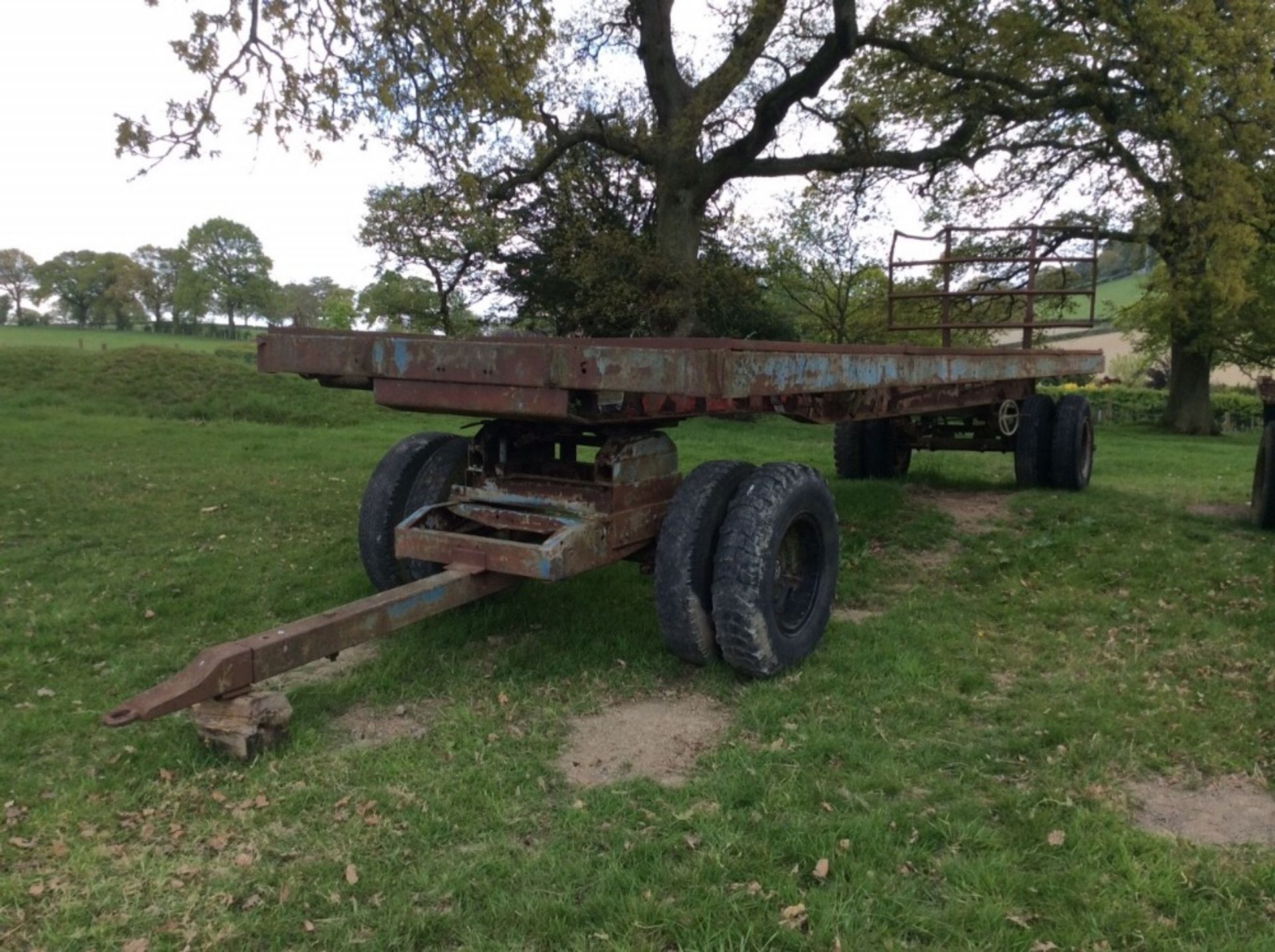 ARTICULATED BALE TRAILER ( 30ft)