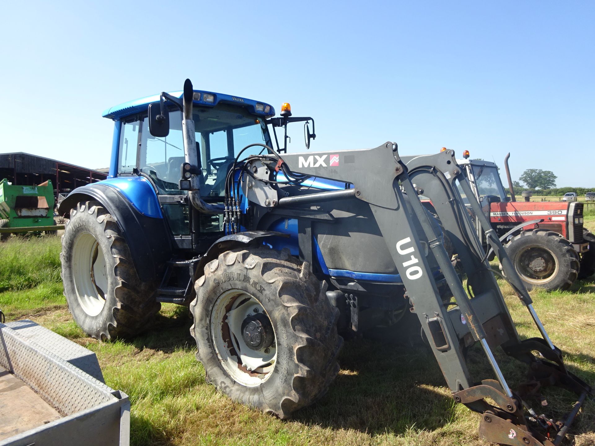 VALTRA T150 TRACTOR