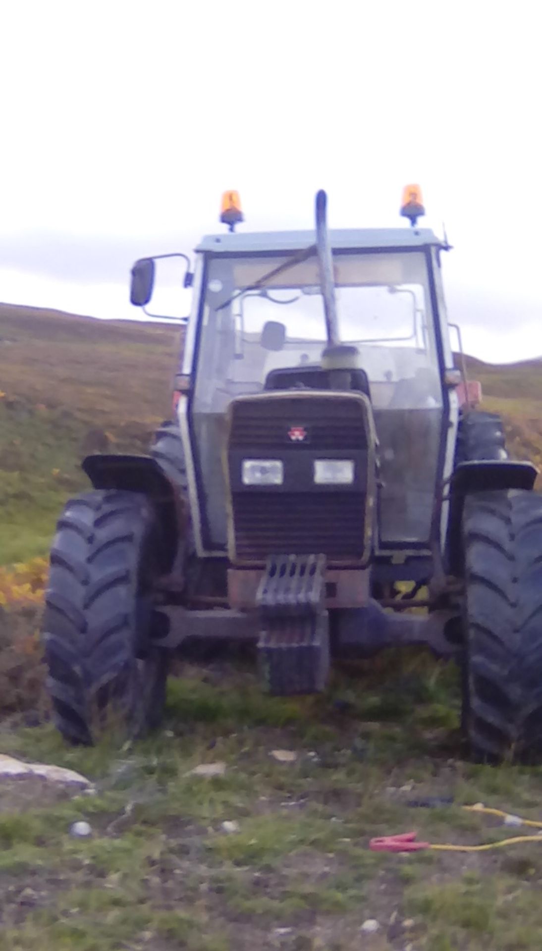 MASSEY FERGUSON 390 TRACTOR