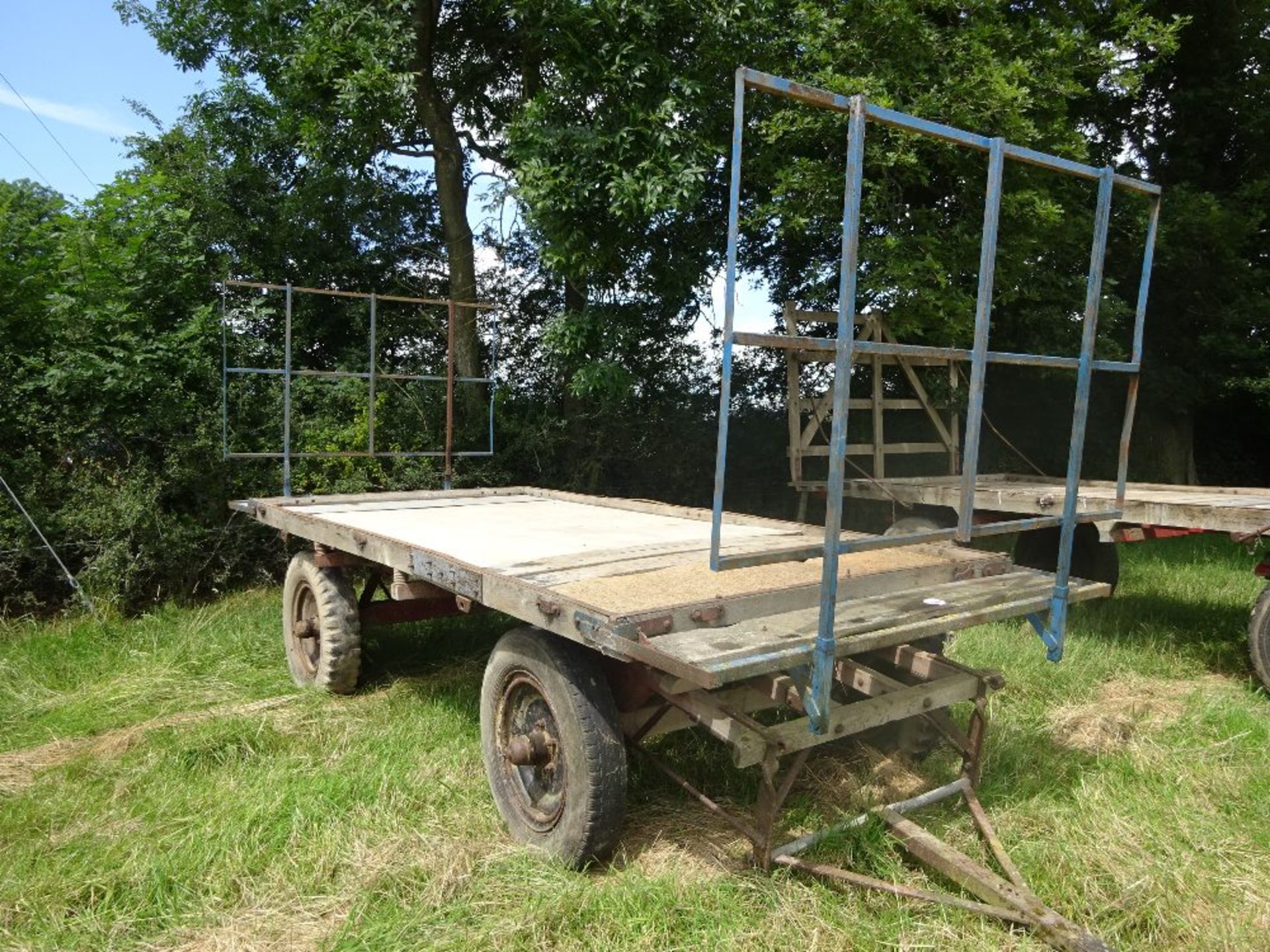 FOUR WHEEL HARVEST BALE TRAILER WITH TURNTABLE