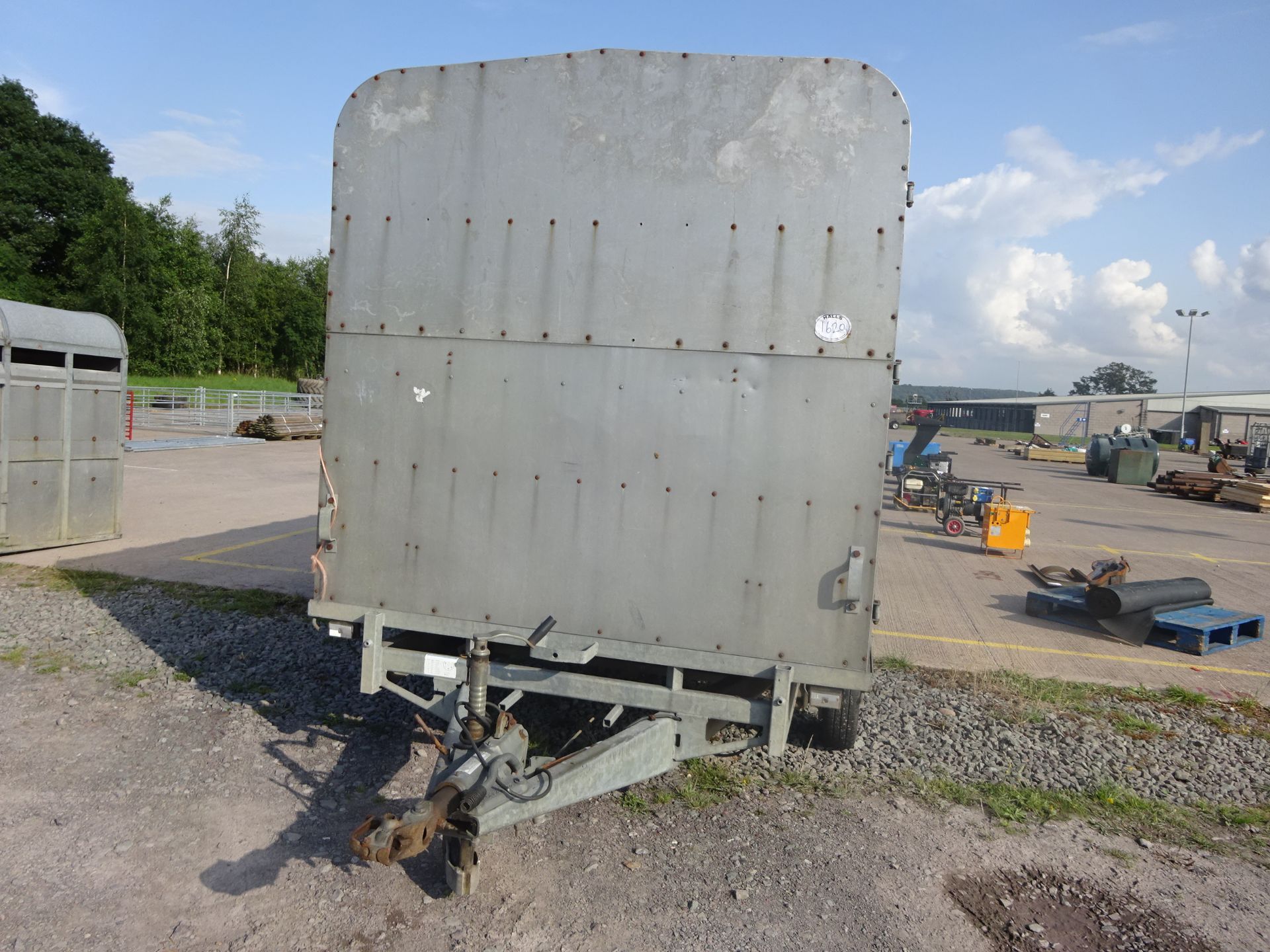 IFOR WILLIAMS DP120 CATTLE TRAILER C/W PARTITIONS