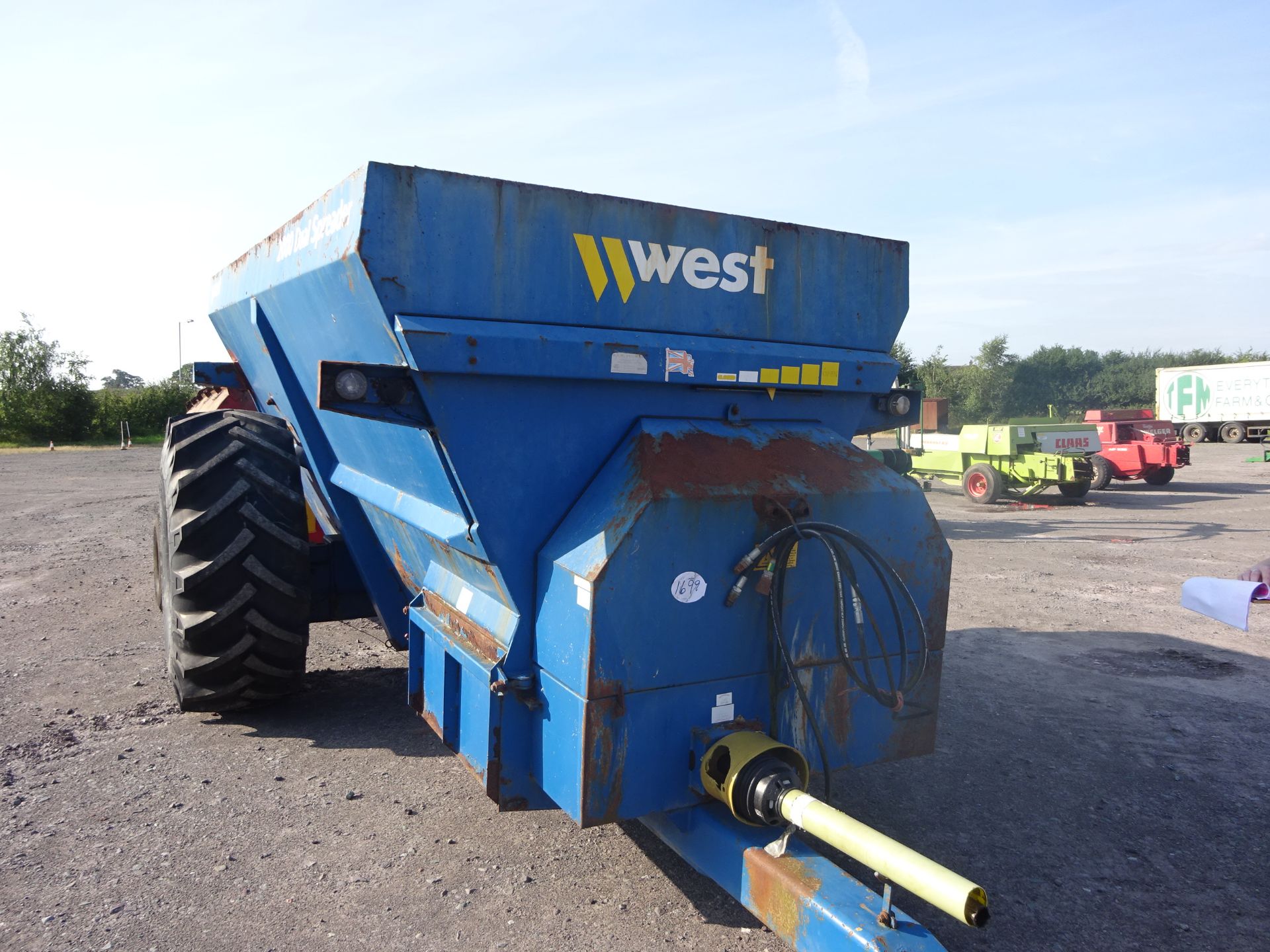 WEST 2000 DUAL SPREADER