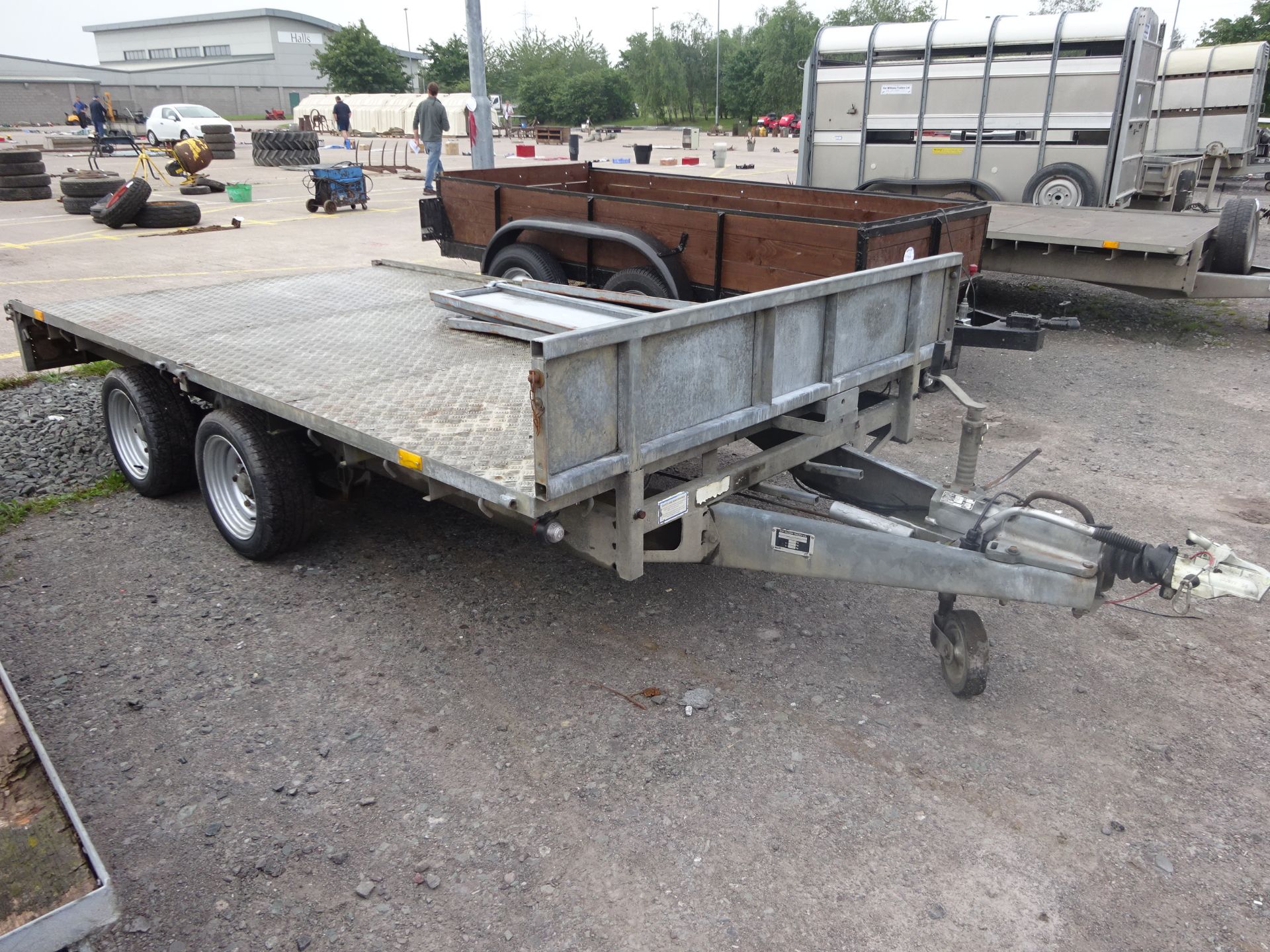 IW LM126 FLAT BED TRAILER C/W SIDES