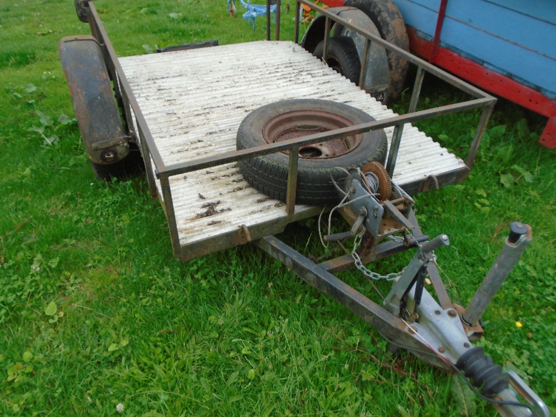 SMALL PLANT TRAILER