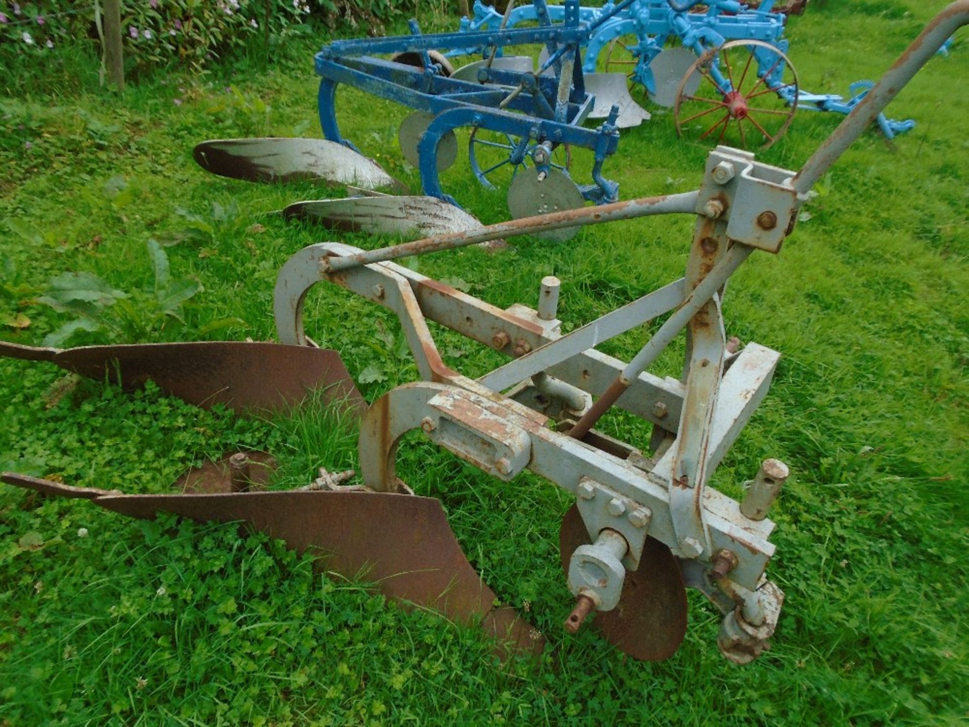 ISHER AND HUMPHRY 2 FURROW PLOUGH