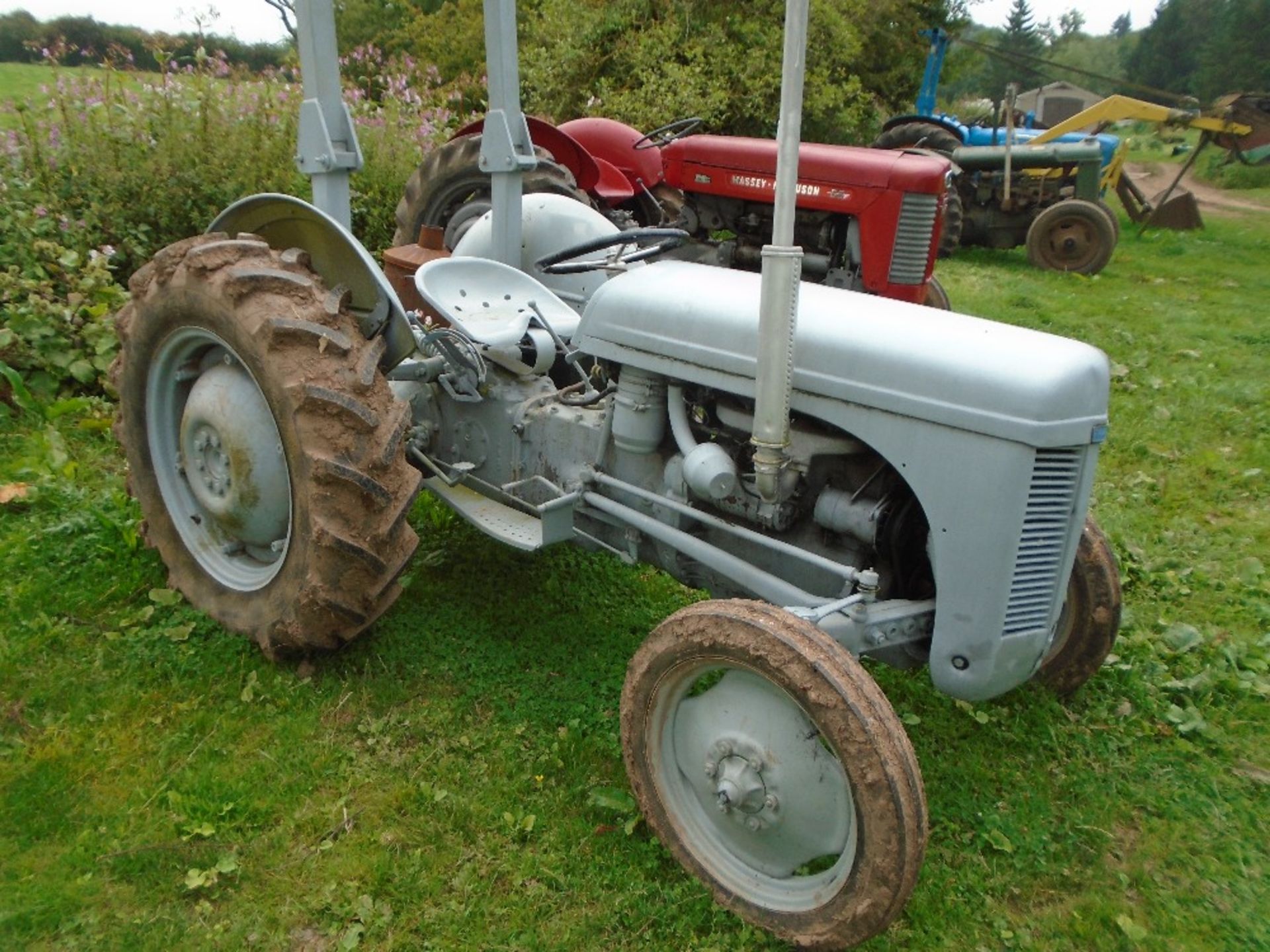 GREY FERGUSON T20 DIESEL