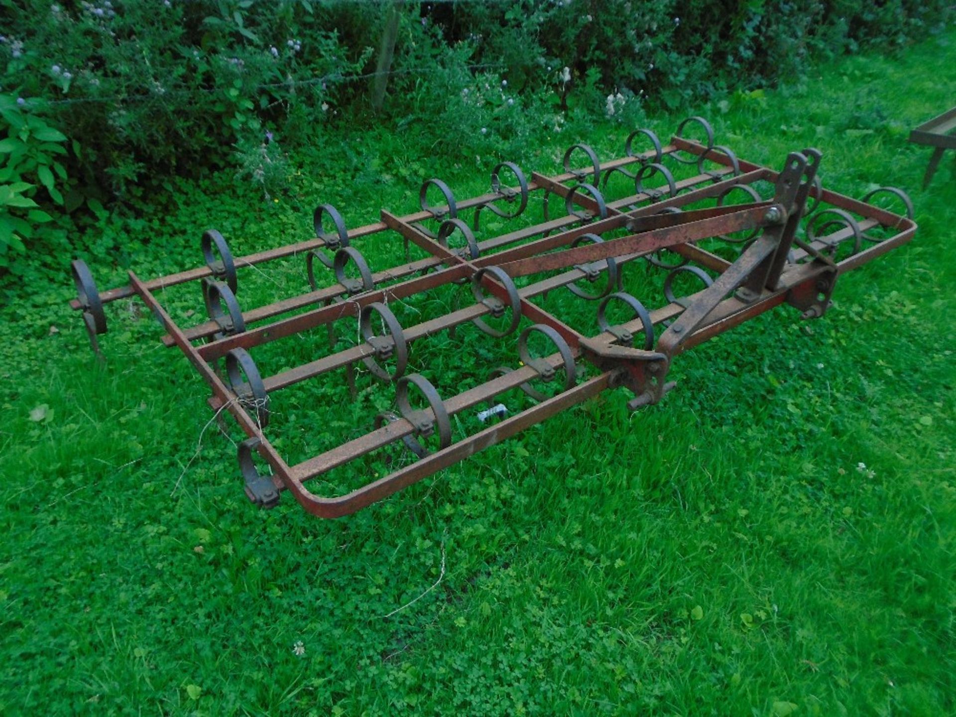 FERGUSON SPRING TINE CULTIVATOR