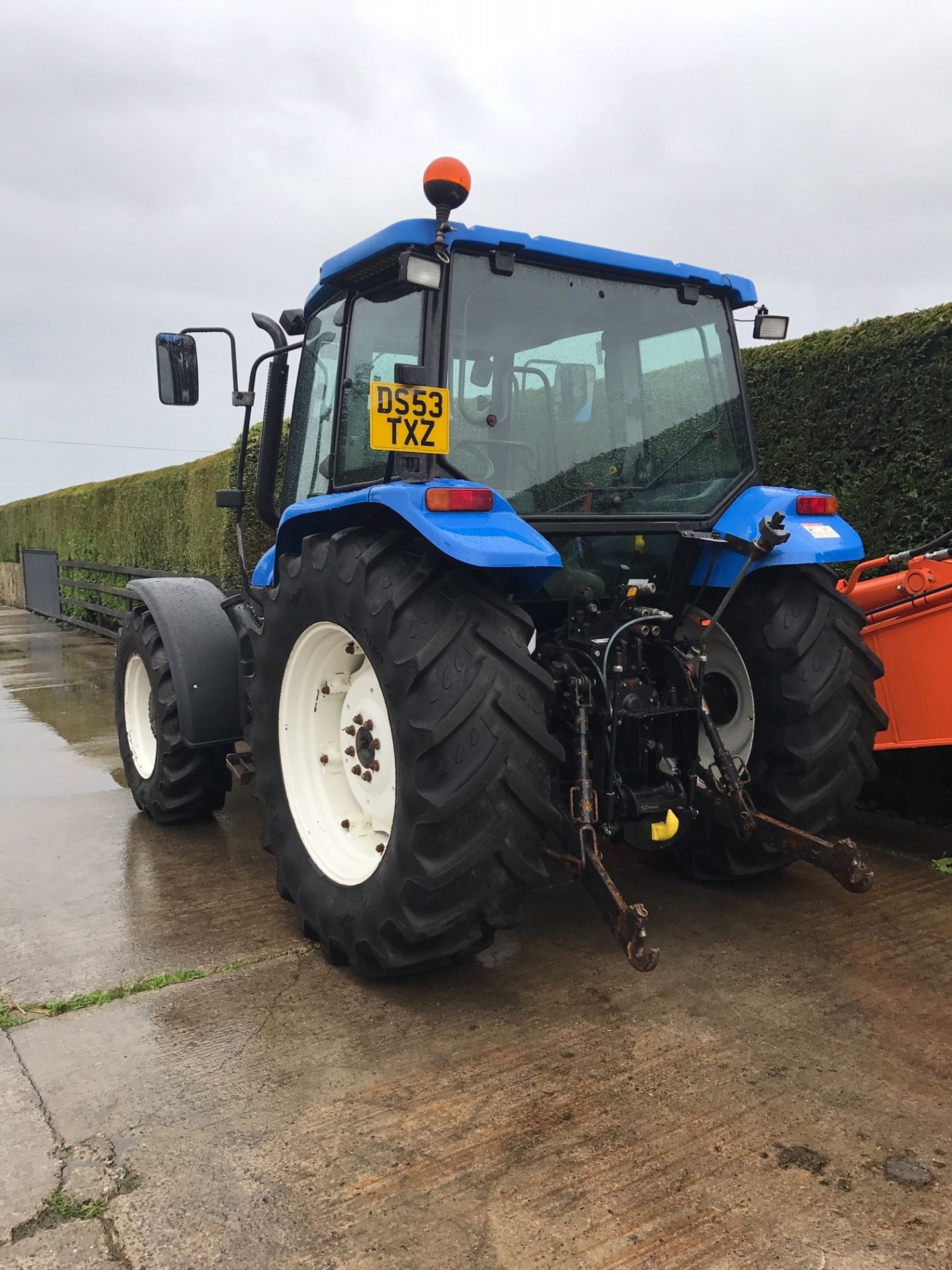 2003 NEW HOLLAND TL 90 4WD TRACTOR (REG NUMBER - DS53 TXZ) 7100 HOURS EXCELLENT CONDITION - Image 2 of 2