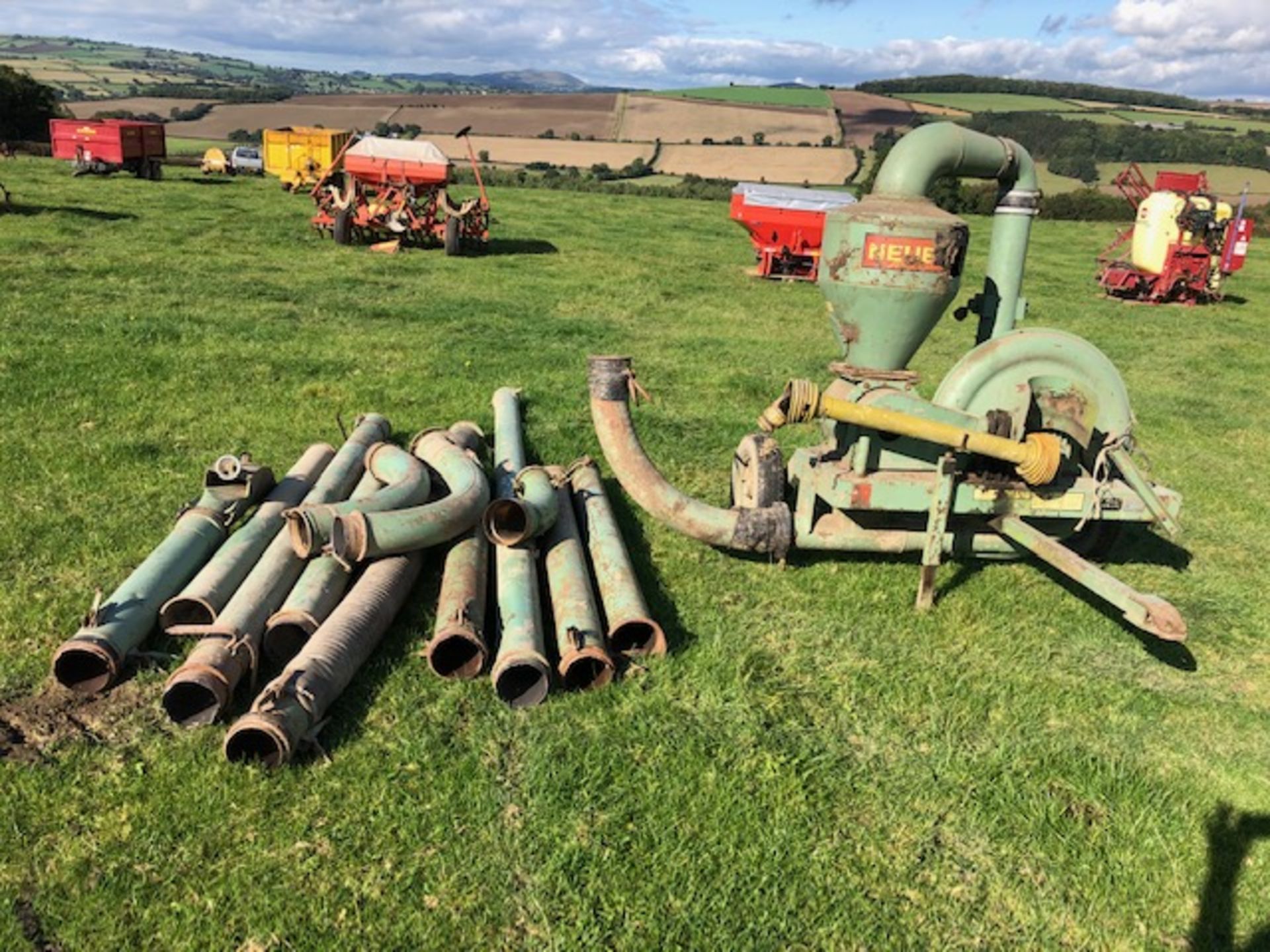 NEURO SUCKER GRAIN BLOWER C/W PIPEWORK