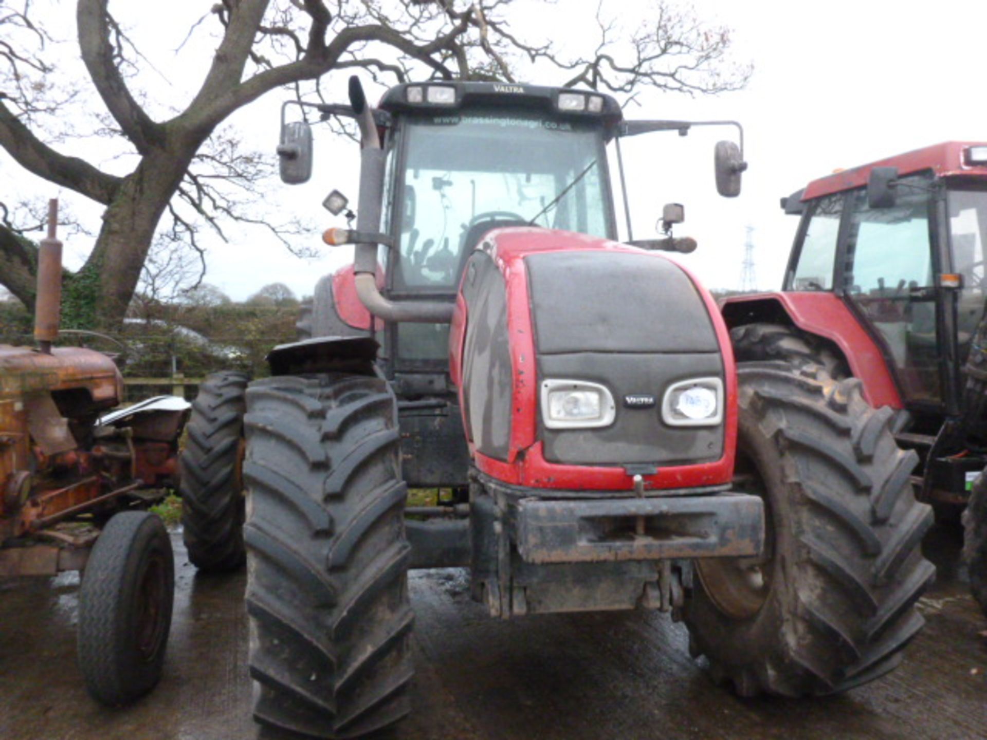 (2006) VALTRA T150 TRACTOR 10500 HOURS BKT TYRES