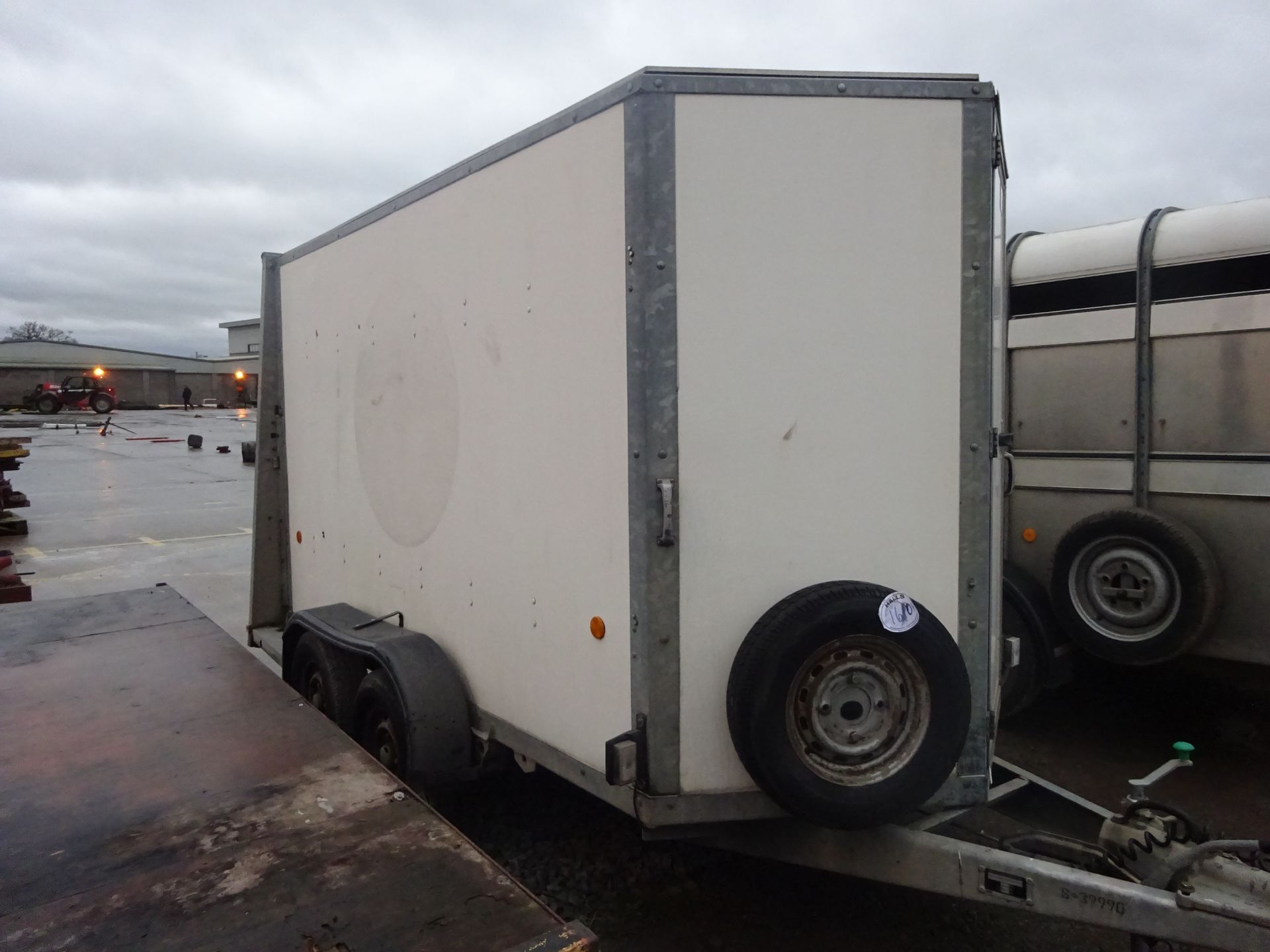 IFOR WILLIAMS BOX TRAILER