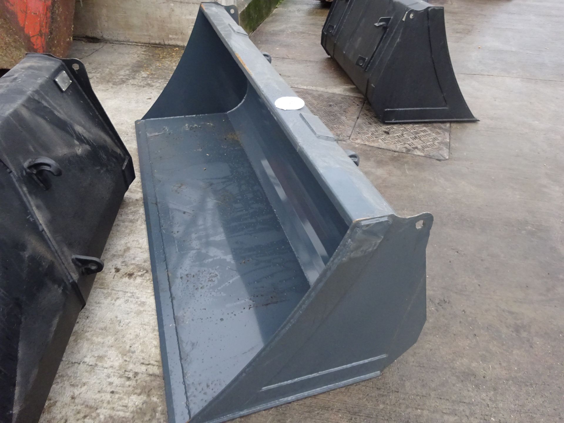 2.0M BUCKET EURO 8 BRACKETS