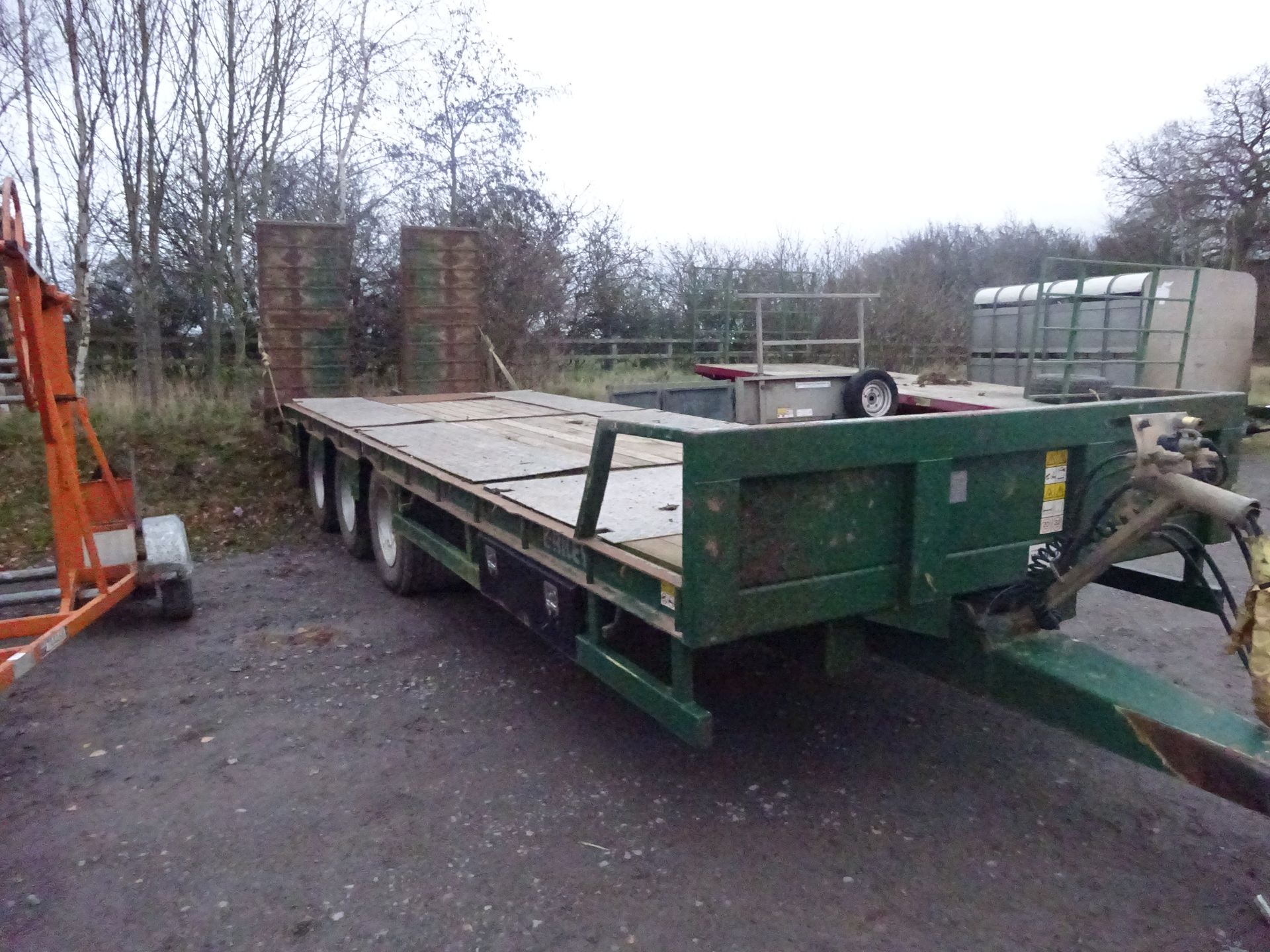 BAILEY TRI AXLE LOW LOADER TRAILER AIR BRAKES