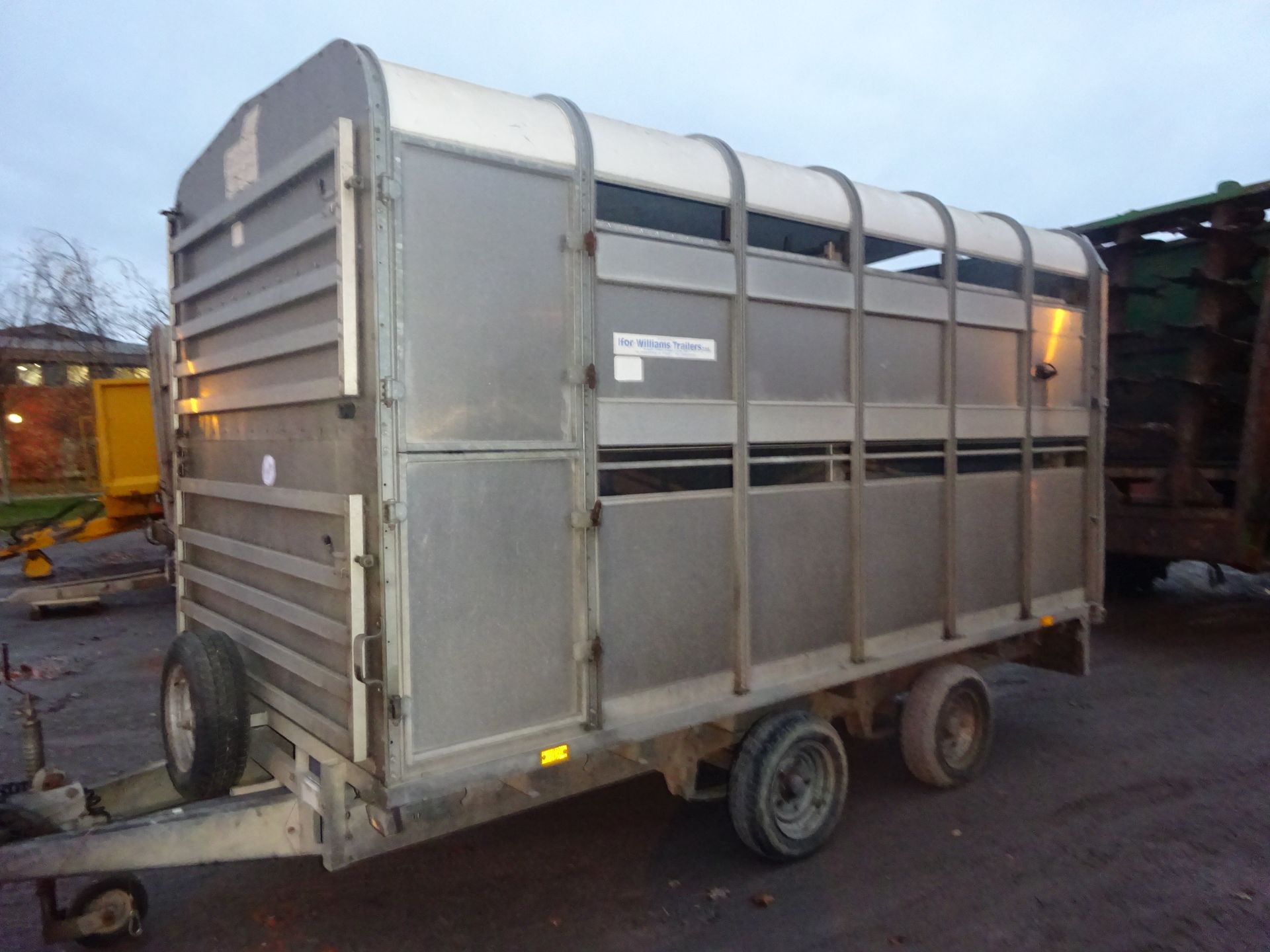 IFOR WILLIAMS 12FT STOCK TRAILER TWIN AXLE SHEEP DECKS CATTLE AND SHEEP GATES BREAKS AND LIGHTS - Image 2 of 3