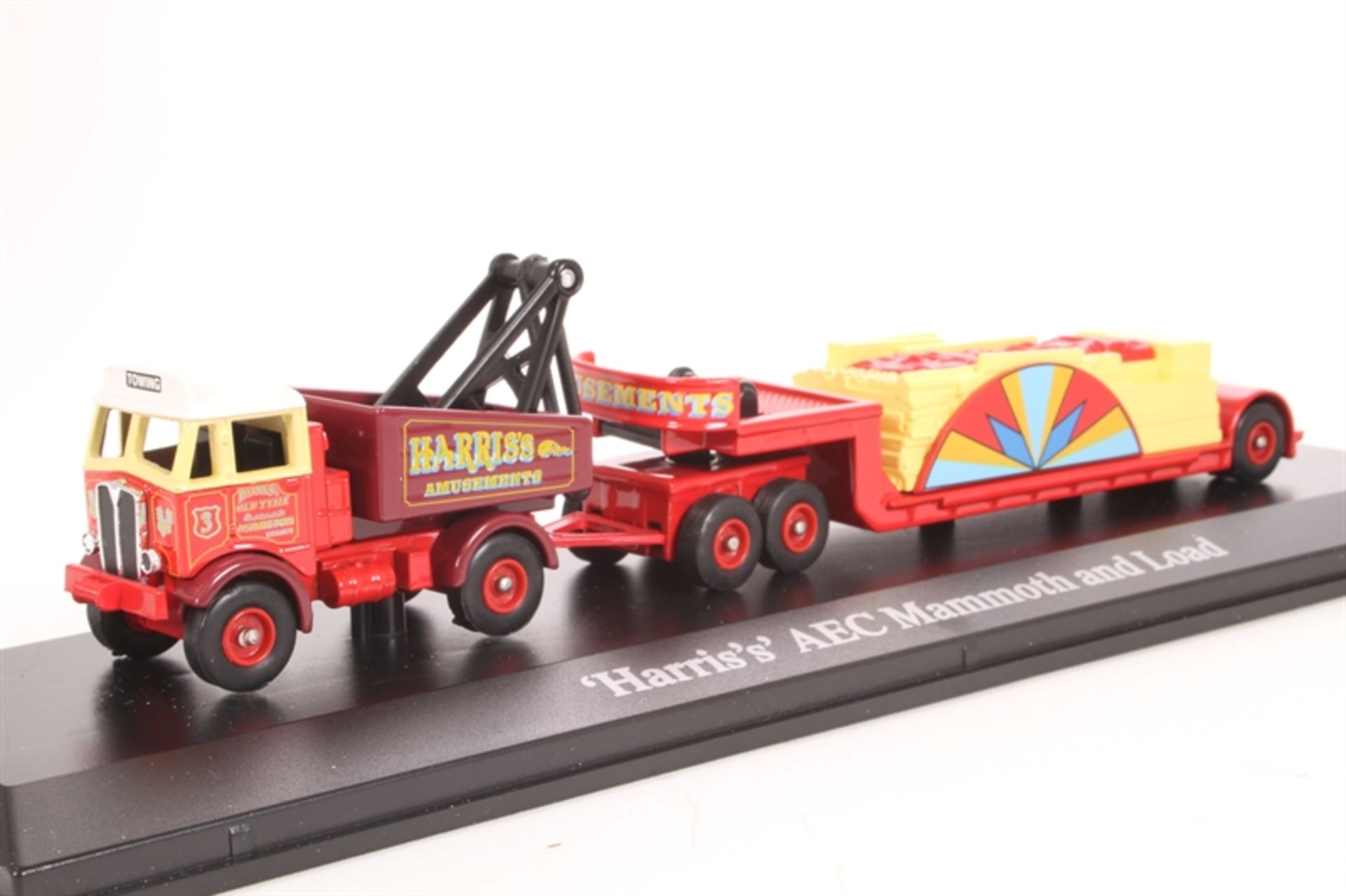 V Brand New Collectors Edition Die-Cast Harris's Amusements AEC Mammoth Lorry And Trailer -