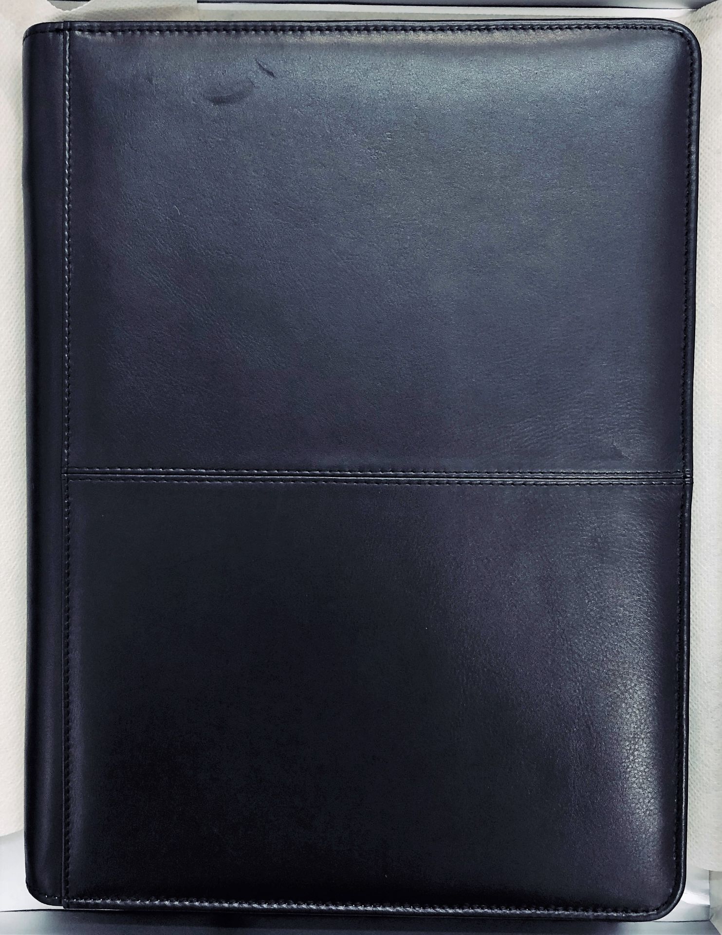 V Brand New Samsonite Black Leather Executive Folder With One Inner Pocket-Credit Card Pockets- - Image 2 of 3