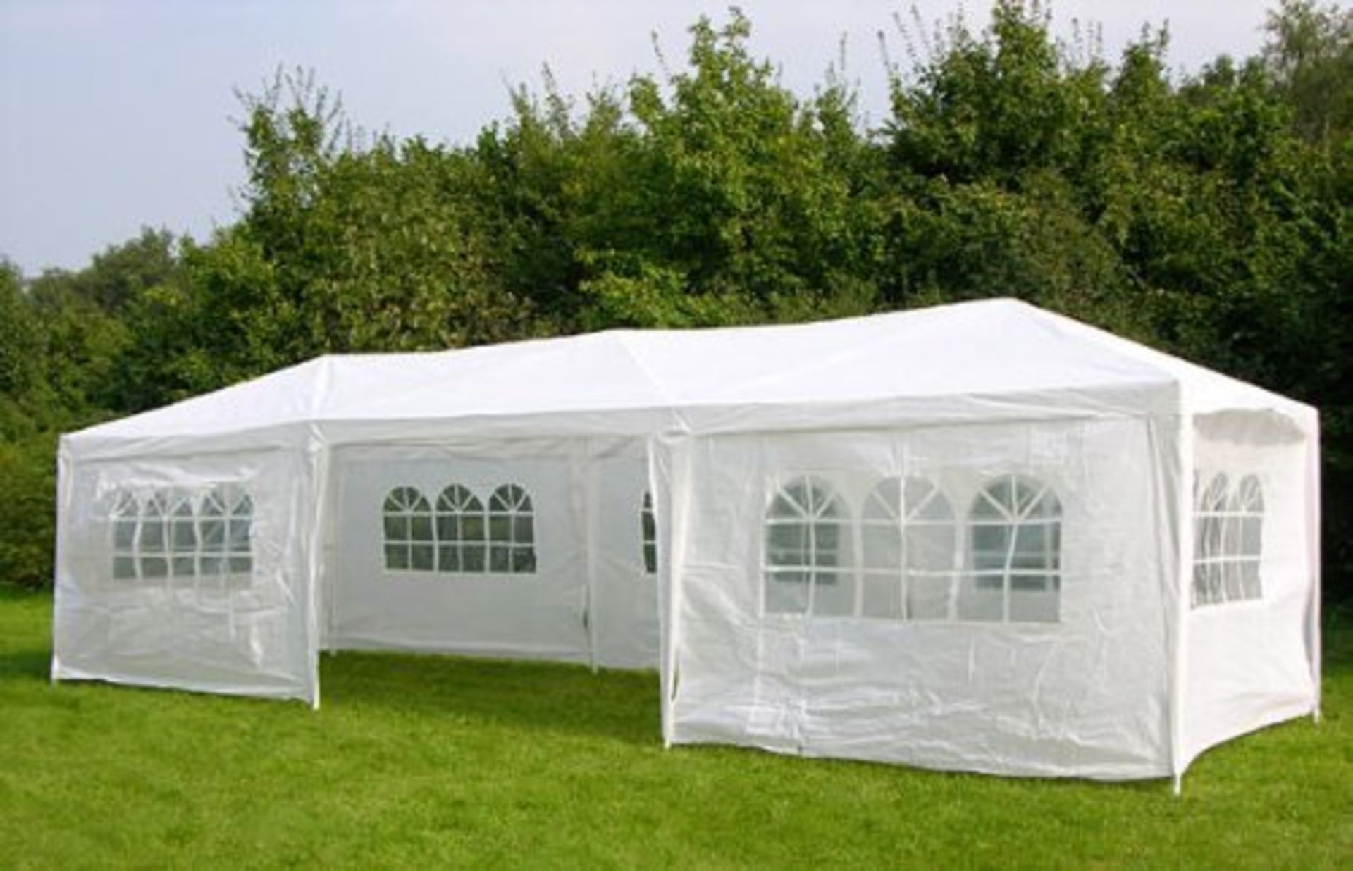 V Brand New 3m x 9m Gazebo