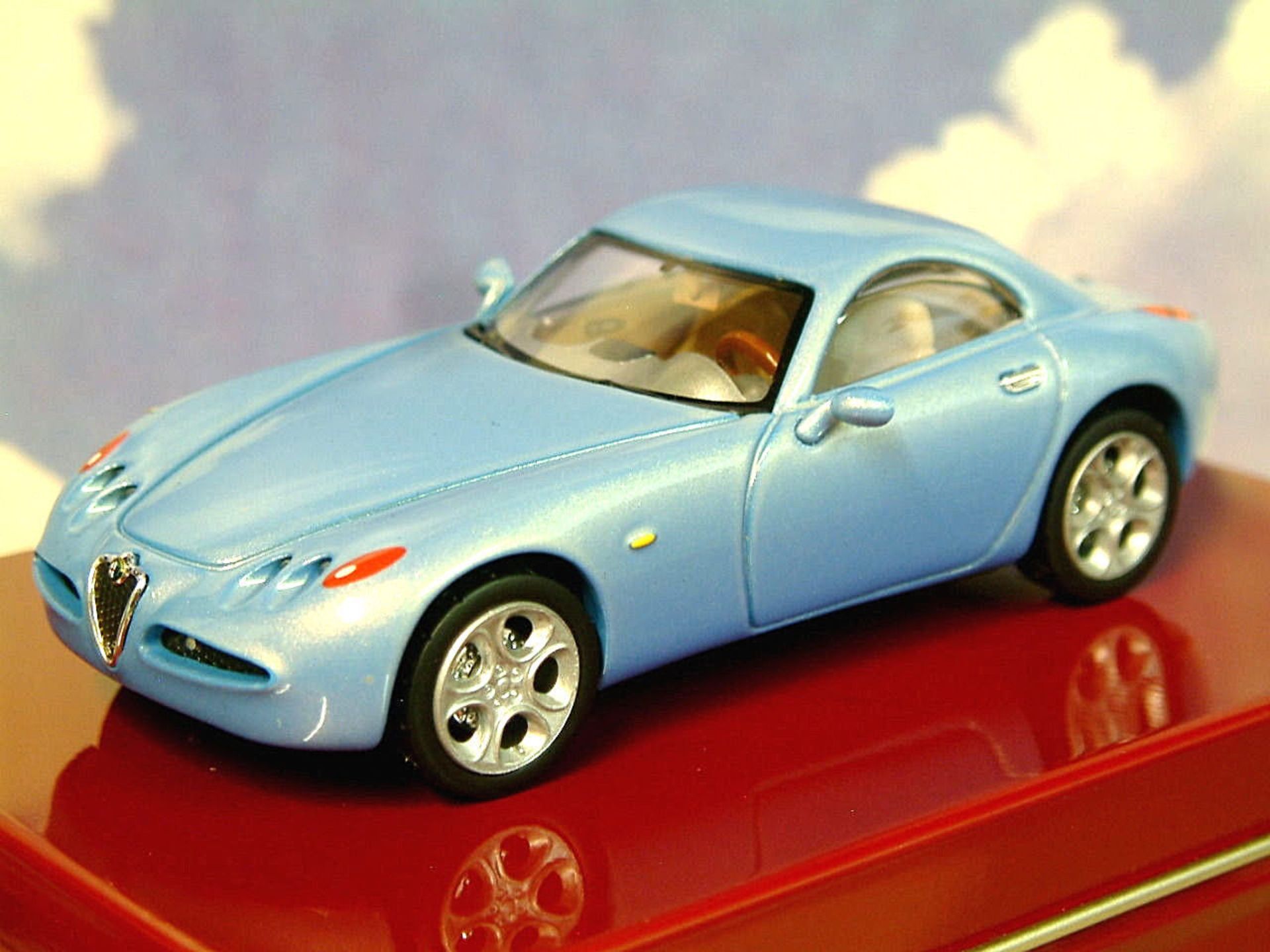 V Brand New 1/43 Diecast 1996 Alfa Romeo Nuvola Concept Car - eBay Price £14.95