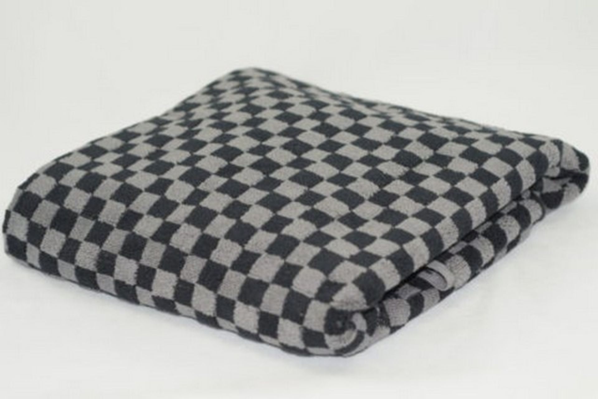 V Brand New 100% Cotton Bath Towel Black/Grey Check 650gsm (Very Good Quality) ISP £15.00
