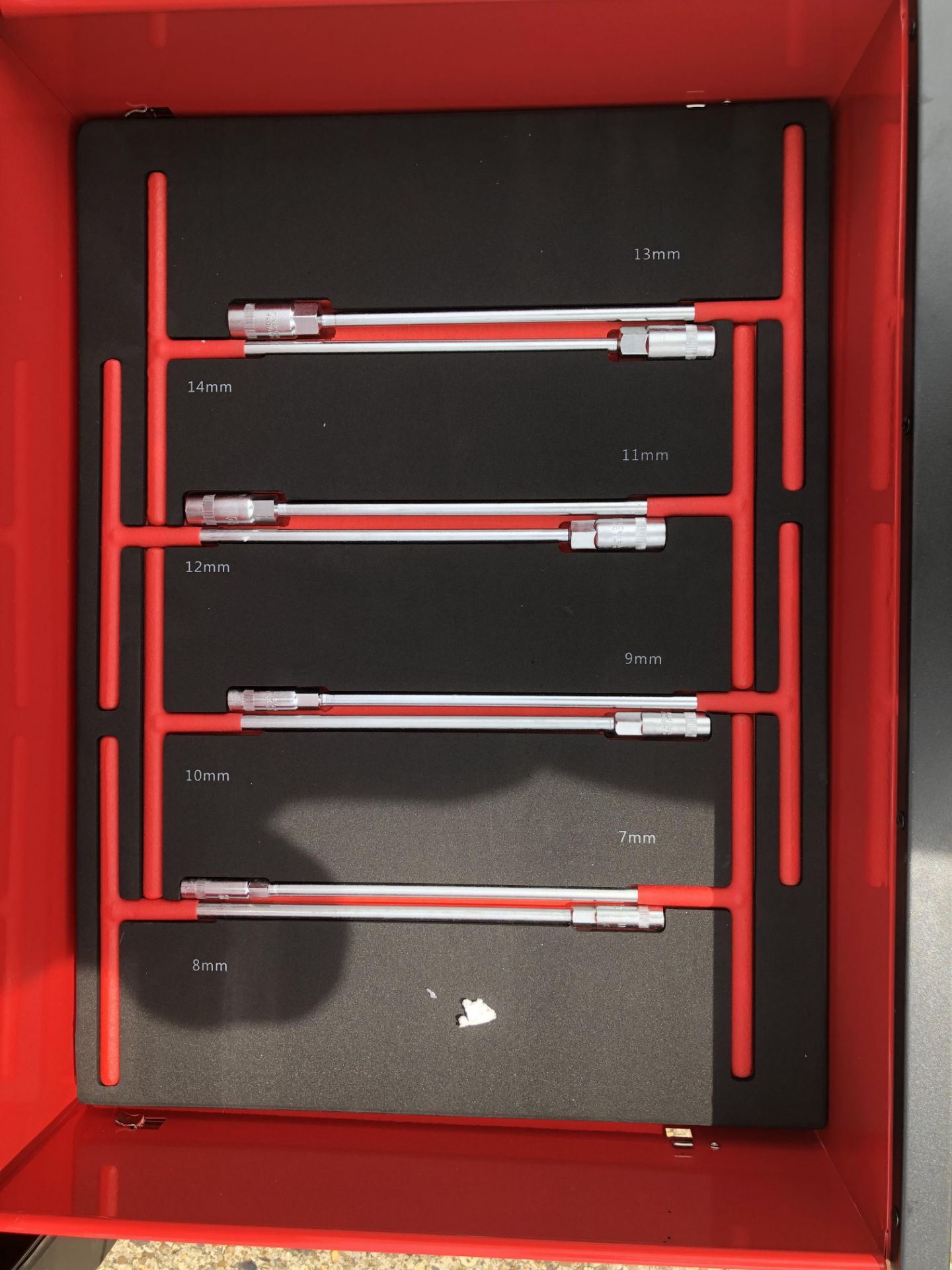 V Brand New Professional Locking Garage Tool Trolley/Cabinet (Red/Blue) with Metal Top and 7 Drawers - Image 9 of 12