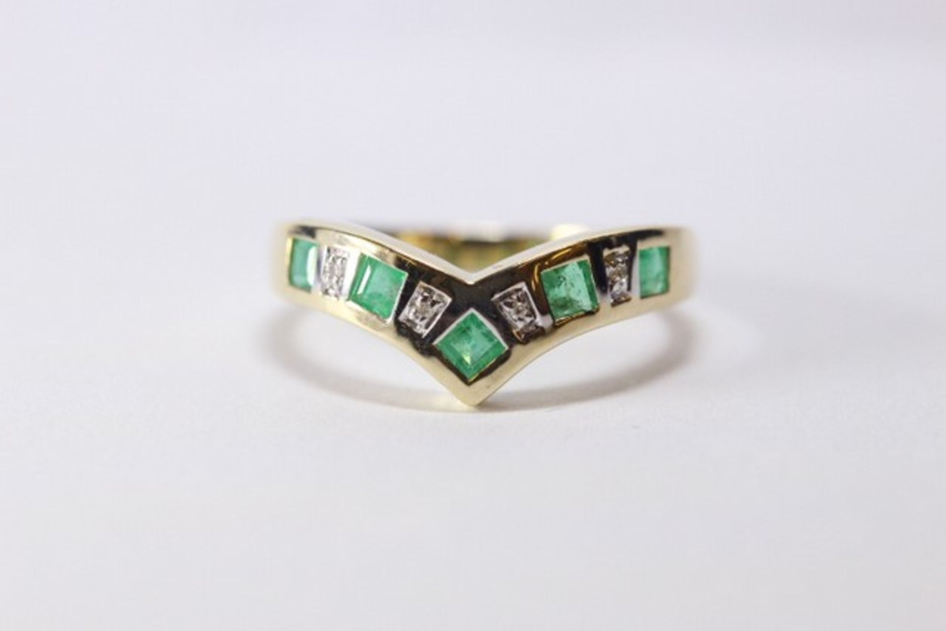 Brand New Yellow Gold Emerald & Diamond Wish Bone Ring