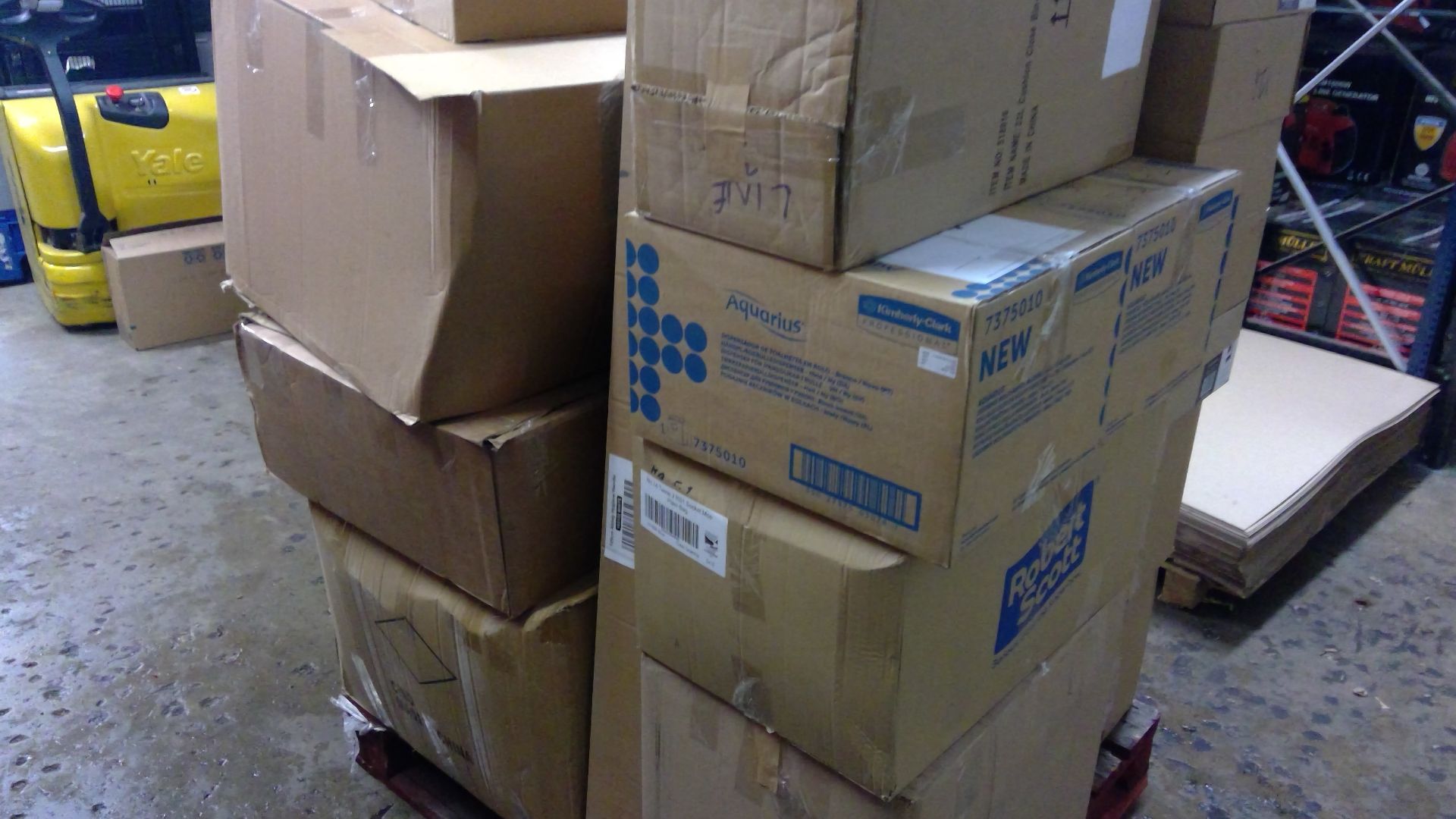 V Grade U Pallet Of Office/Educational Supplies Including A4 Notebooks - Envelopes - Kimberley - Image 5 of 9