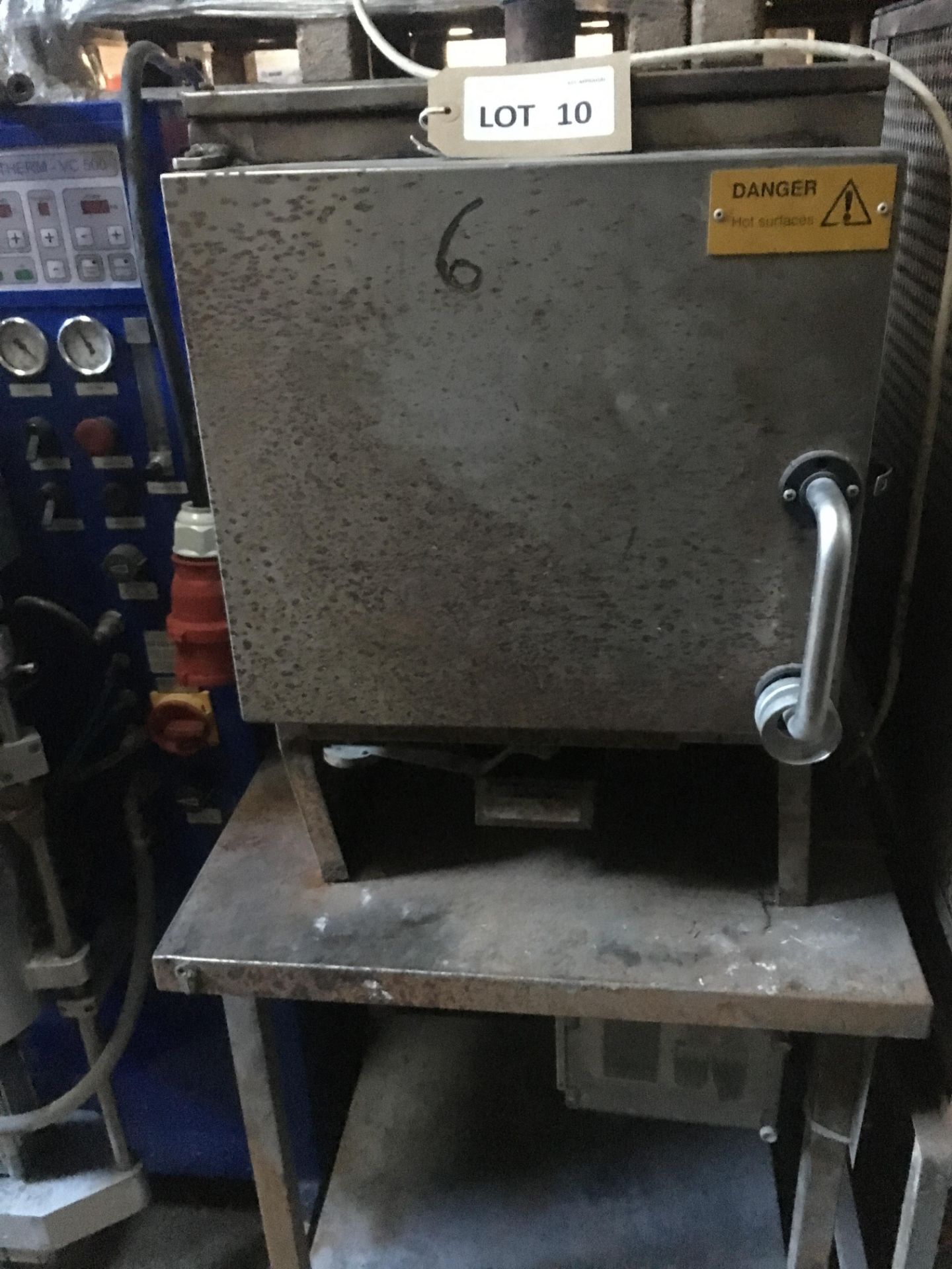 Unbadged LW1 bench-top electric furnace, serial no: 95100 (2000)