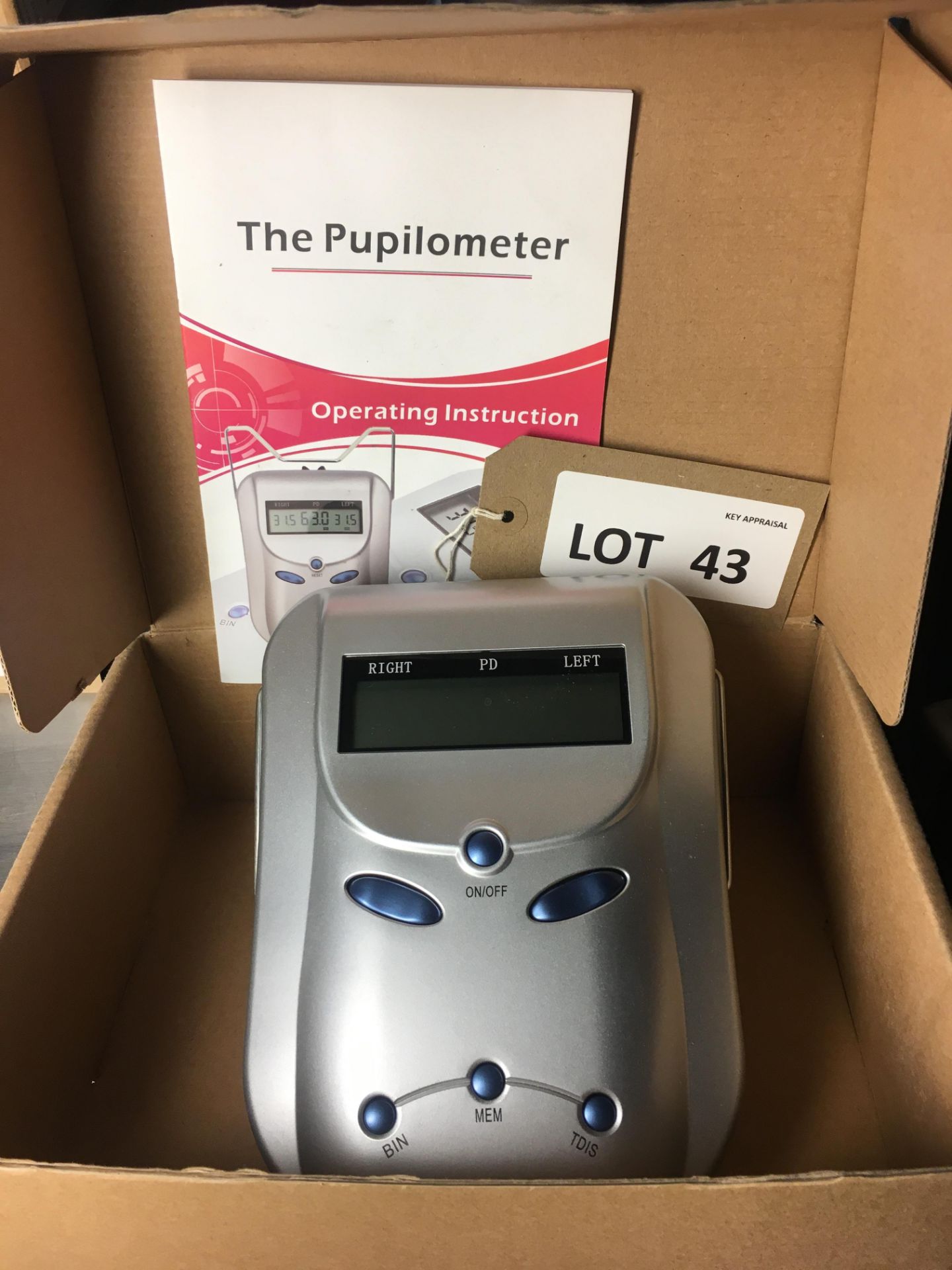 The Pupilometer digital optical precision measurement instrument