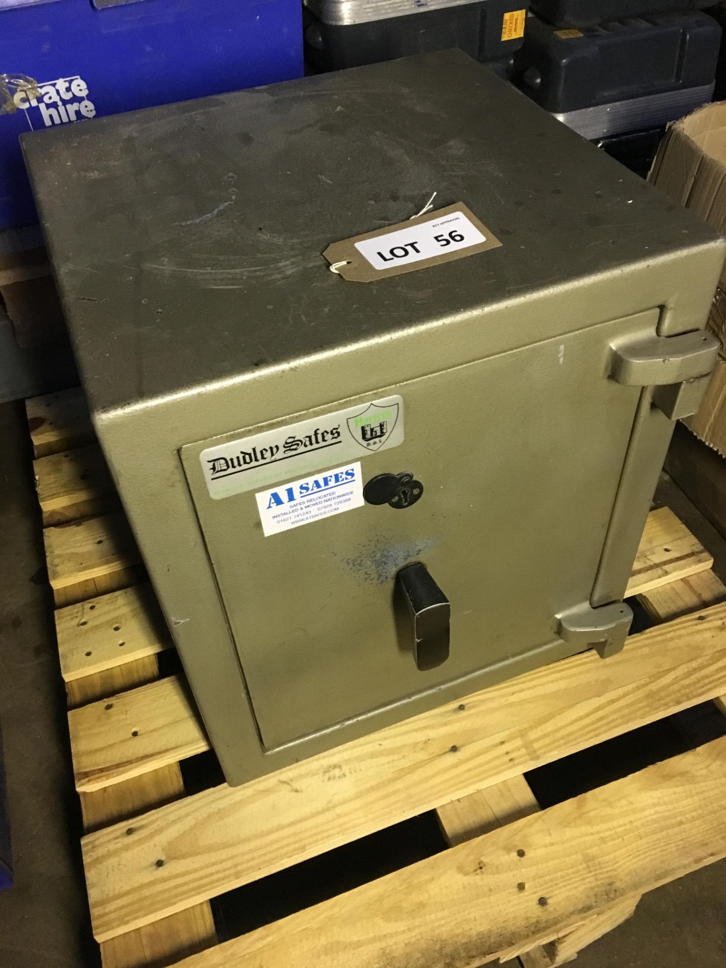 Dudley Safes bent steel key safe (with key)