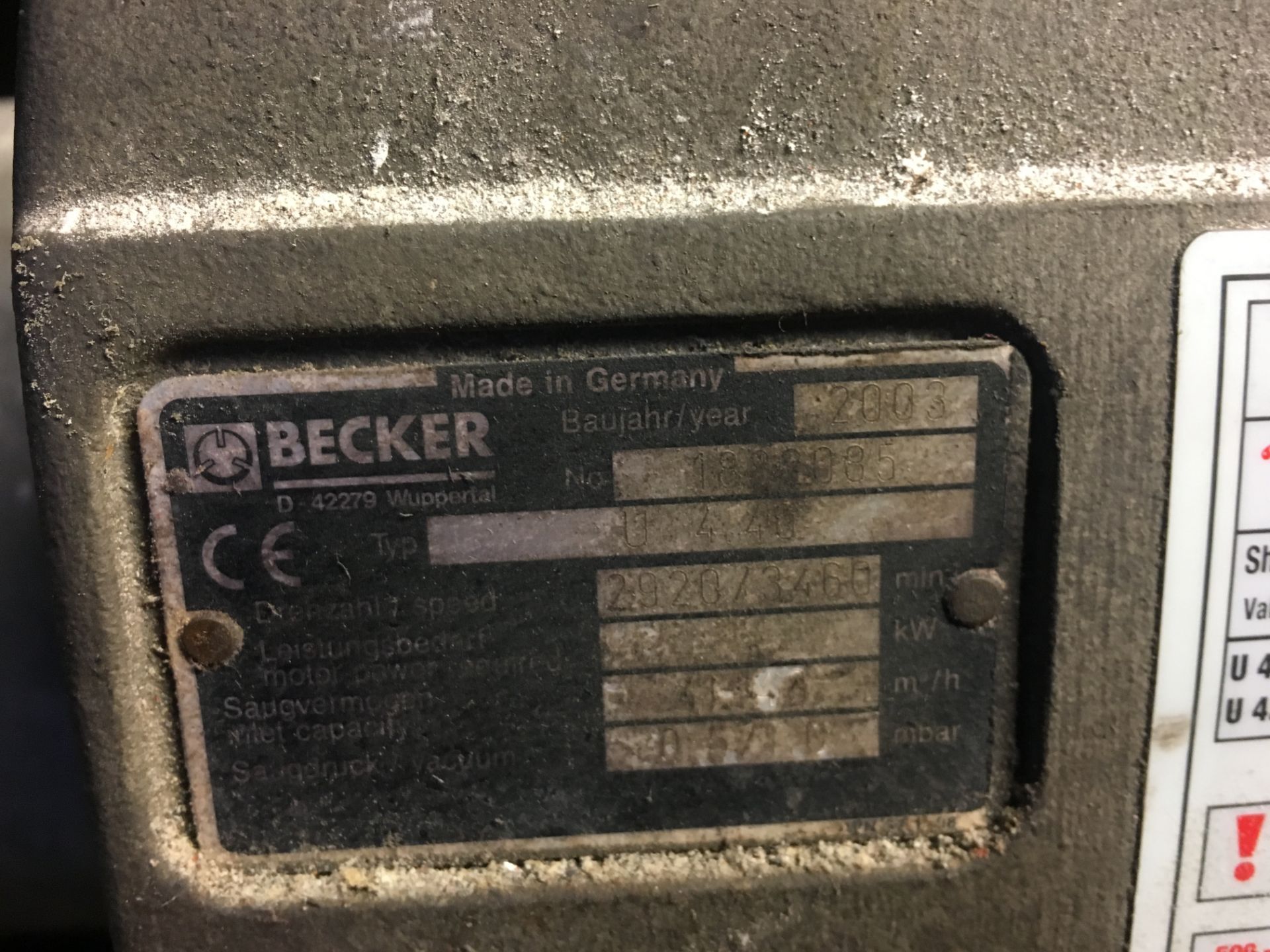 Becker U4.40 vacuum pump (2003) - Bild 2 aus 3