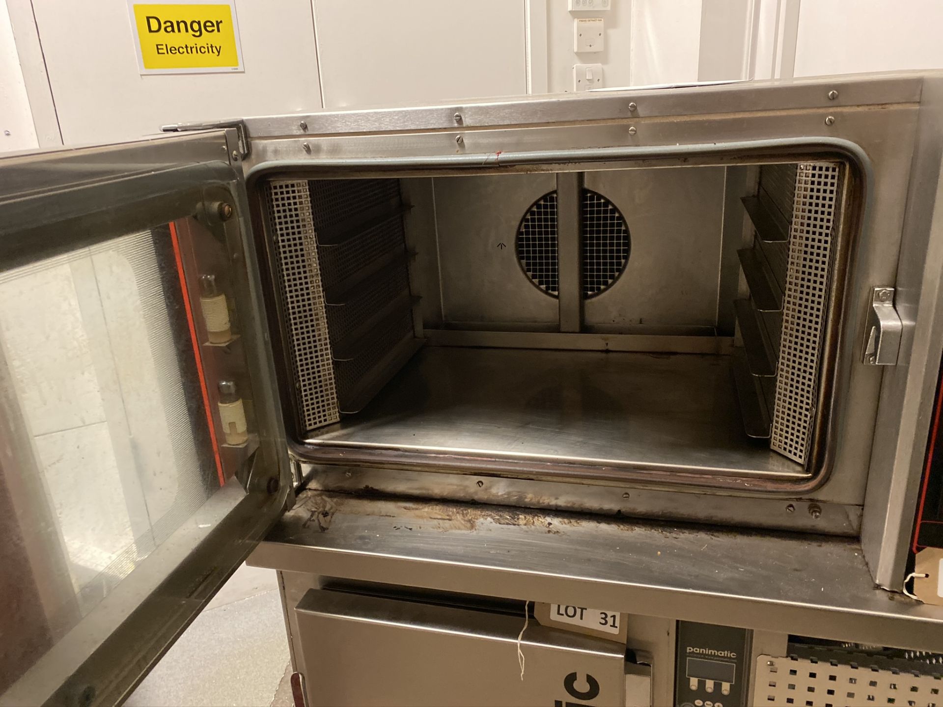 Eurofours RP04T10-2 two-shelf bake off oven, Serial No: 04TR7322 - Image 2 of 3