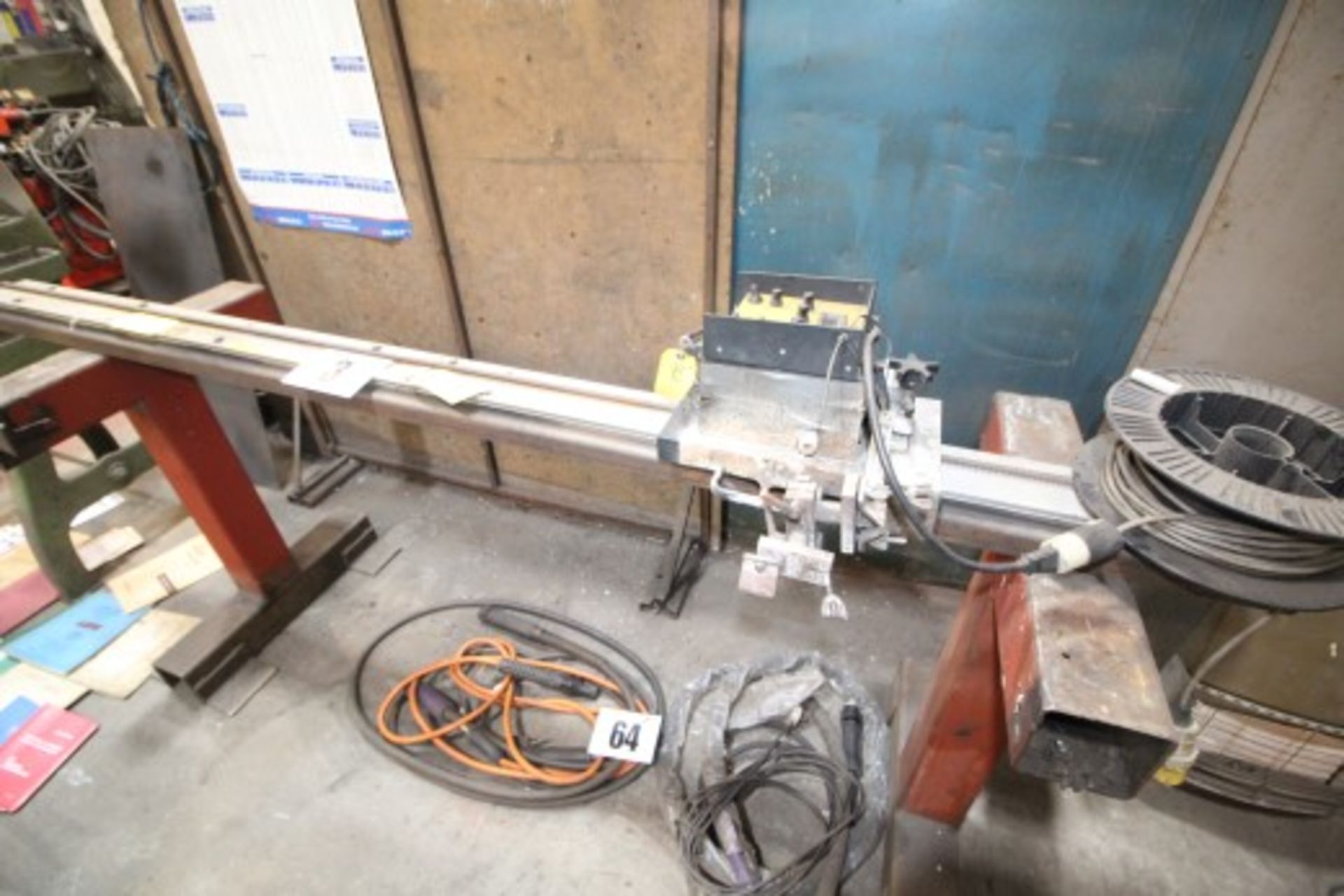 BUGO MODEL MDS1003 STRAIGHT LINE TRAVELLING WELDER PLASMA CUTTER ON STEEL FABRICATED BOX STAND,