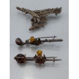 Silver 2 x Adie and Lovekin Limited of Birmingham Scottish style Brooches. (1) Golf Club with