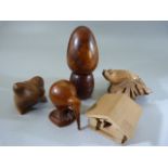 Selection of Treen and Wooden trinkets