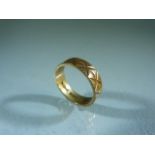 Small 9ct Gold ring approx weight 2.2