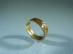 Small 9ct Gold ring approx weight 2.2