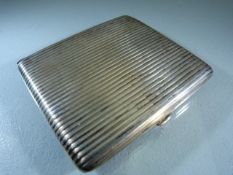Silver (800) cigarette case, approx weight 88.7g