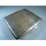 Silver (800) cigarette case, approx weight 88.7g