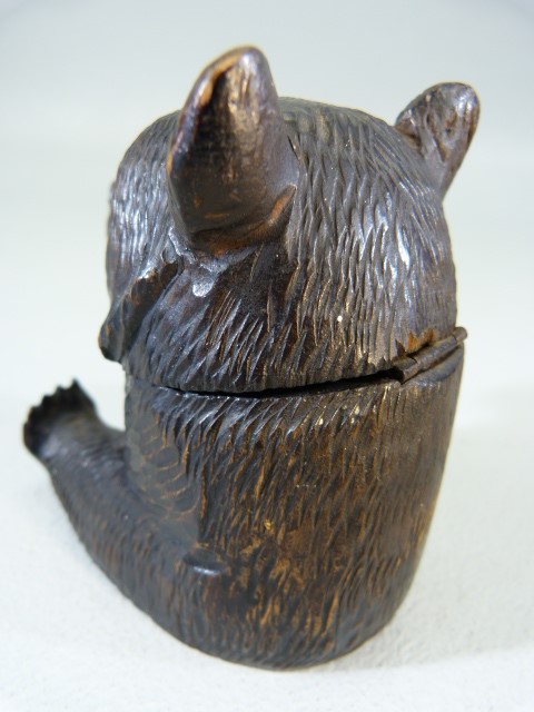 Novelty Black Forest bear in the form of an Inkwell - Hinged Cover and glass eyes - Image 4 of 15