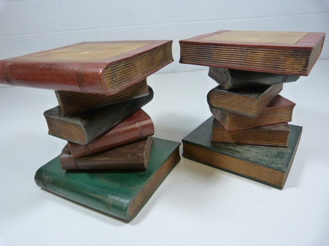 Pair of bedsides in the form of stacking books - Image 6 of 7