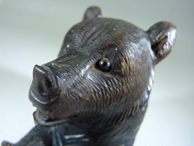 Novelty Black Forest bear in the form of an Inkwell - Hinged Cover and glass eyes - Image 13 of 15