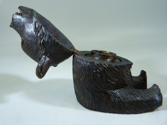 Novelty Black Forest bear in the form of an Inkwell - Hinged Cover and glass eyes - Image 8 of 15