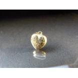 9ct Hollow heart pendant - Weight