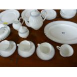 Royal Doulton Dinner Service (approx 25 pieces) 'Lincoln'