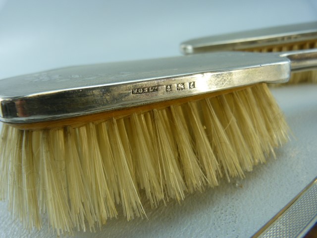 Hallmarked silver brush set to include comb, brush etc - Image 2 of 5